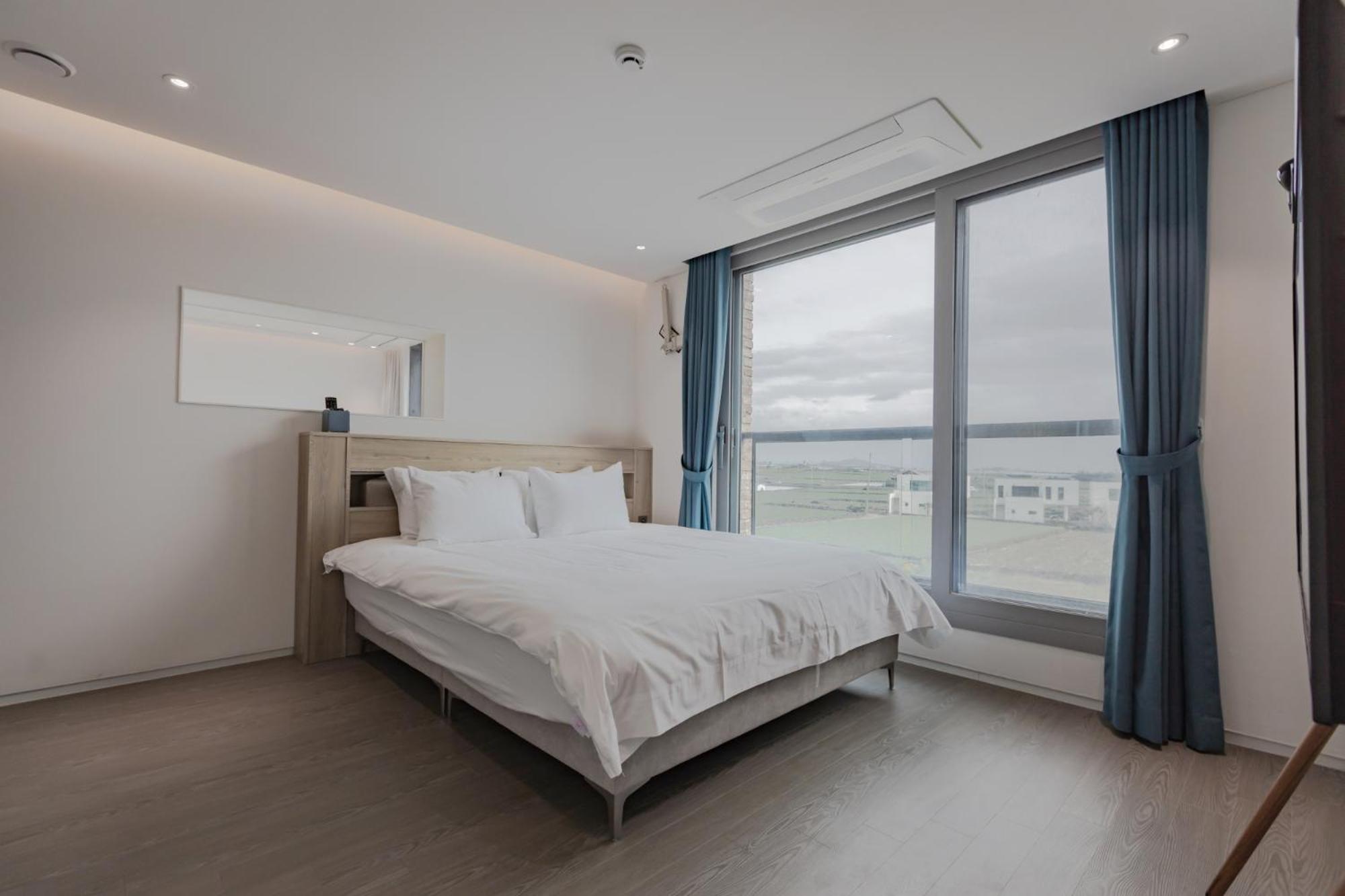 Dolphin Penthouse