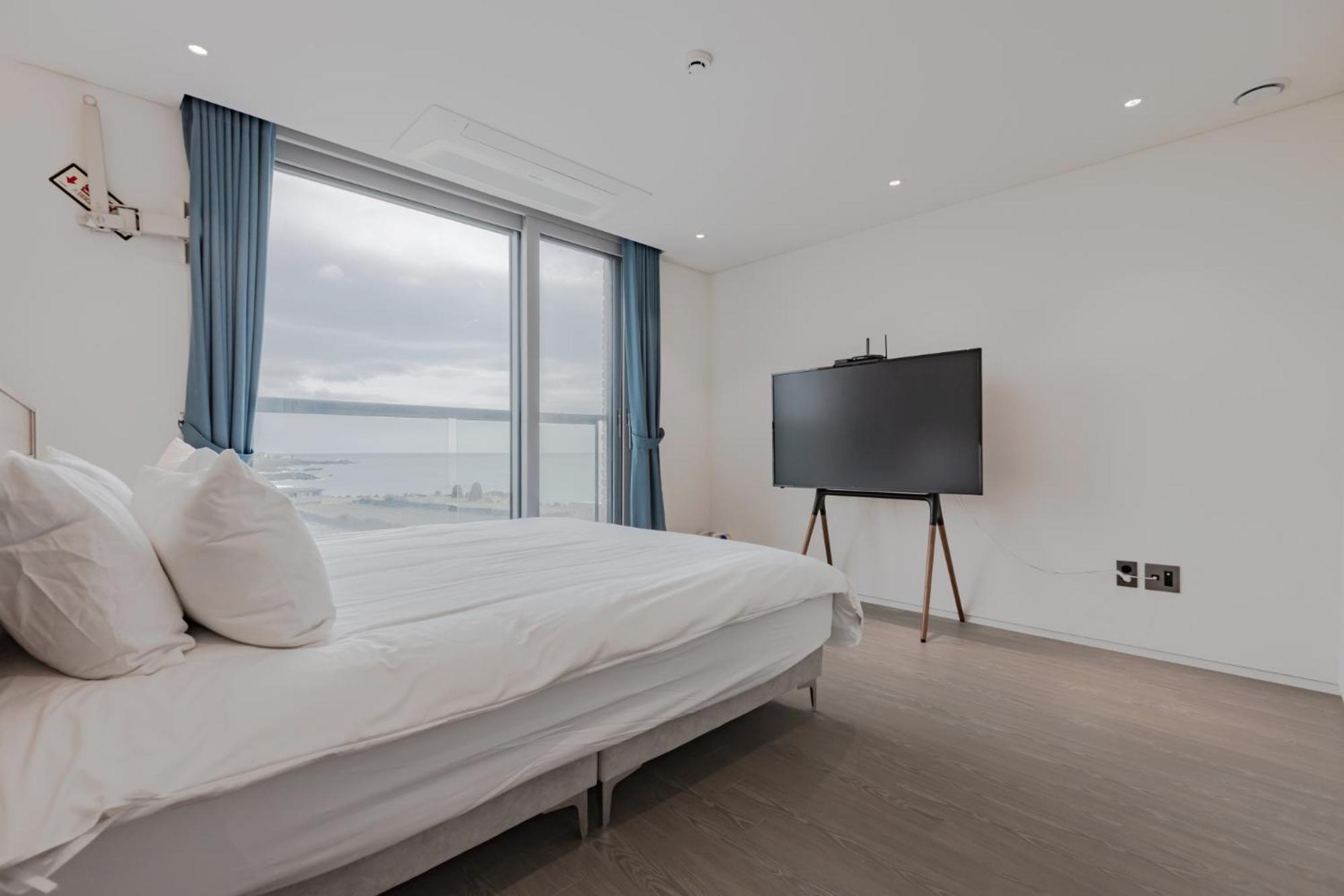 Dolphin Penthouse