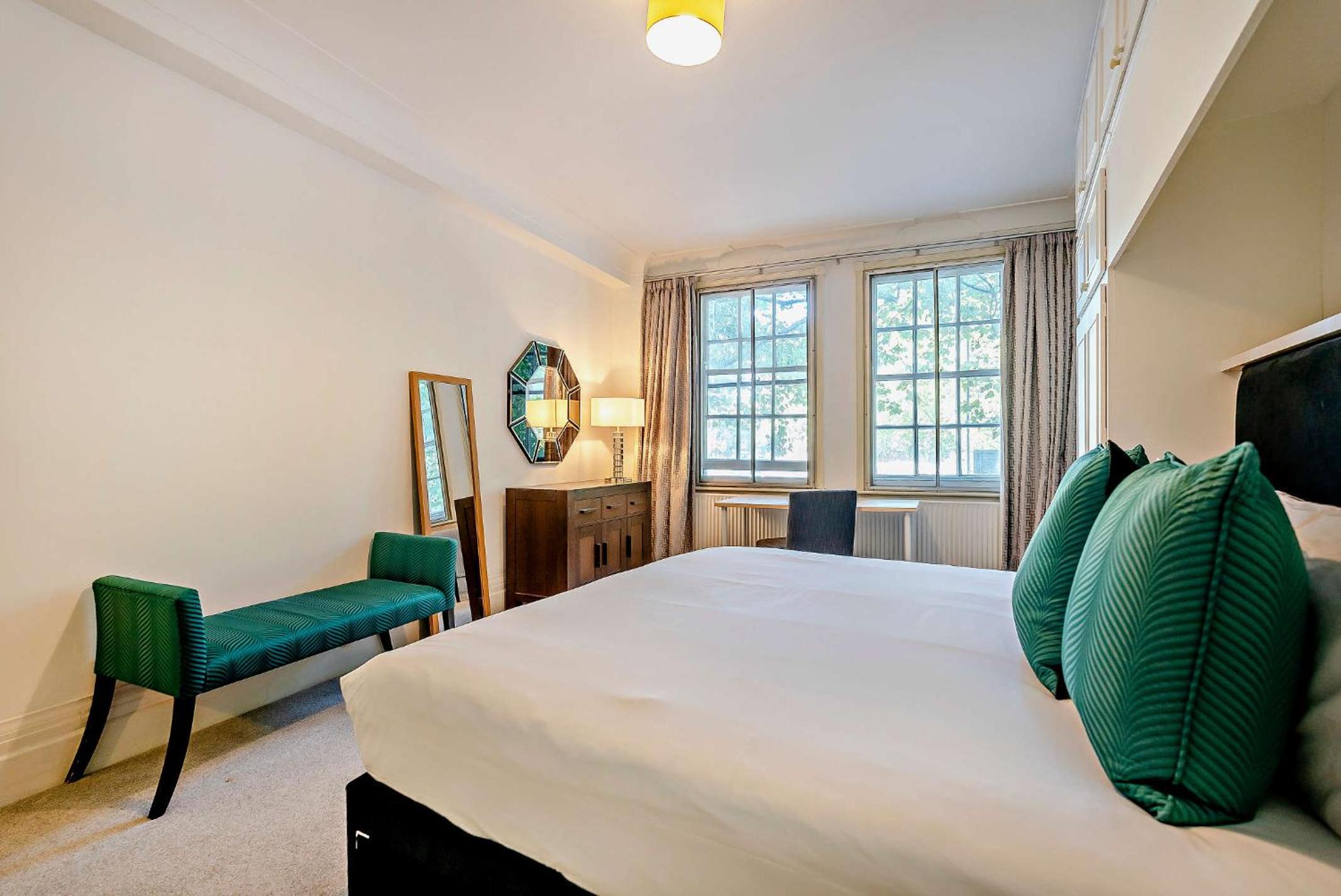 Strathmore Court Apartments