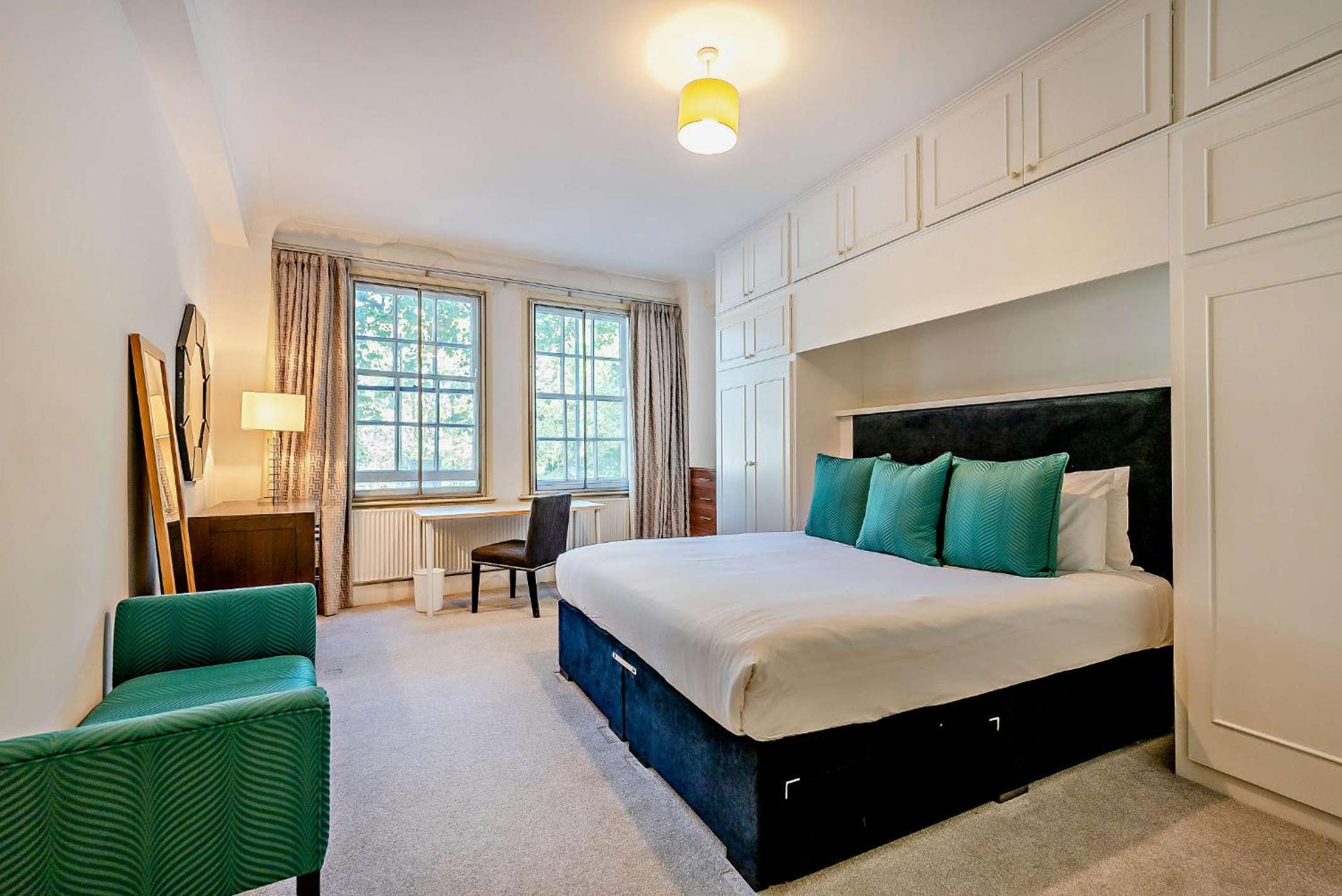 Strathmore Court Apartments