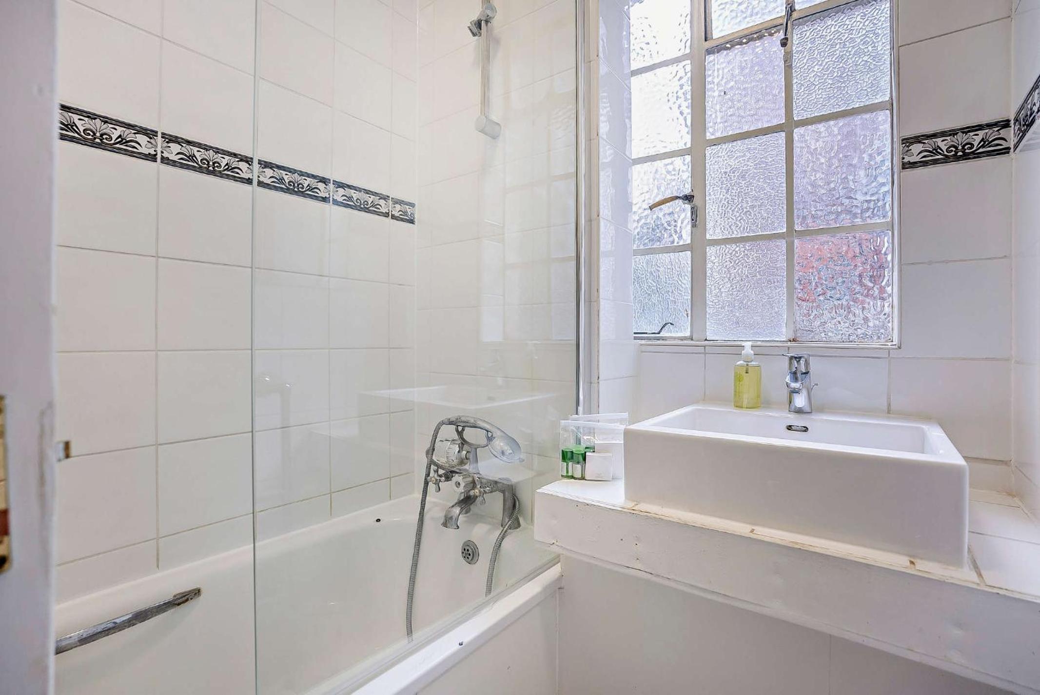 Strathmore Court Apartments