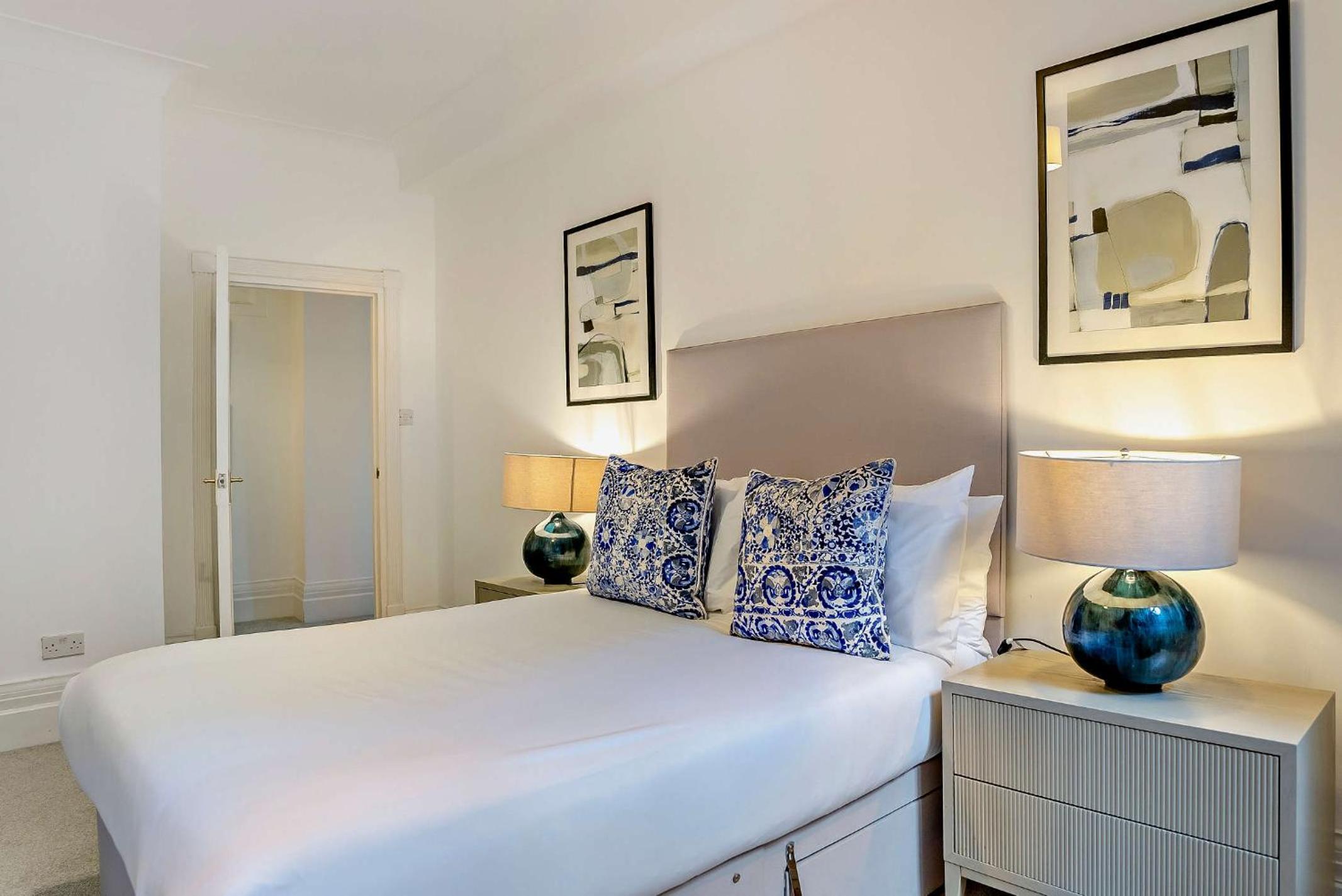 Strathmore Court Apartments
