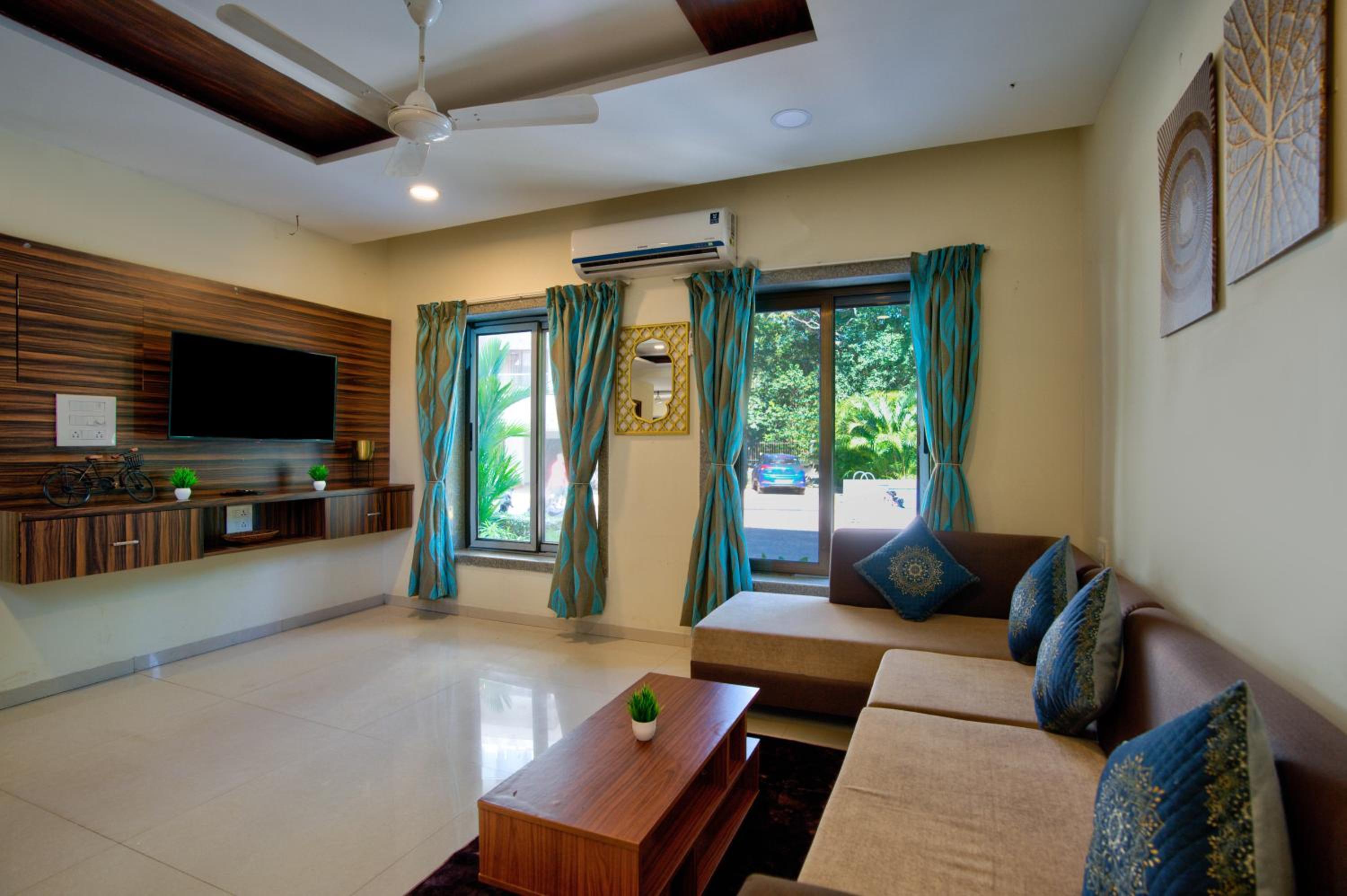 Luxury 3BHK Villa With Swimming Pool in Candolim view 5