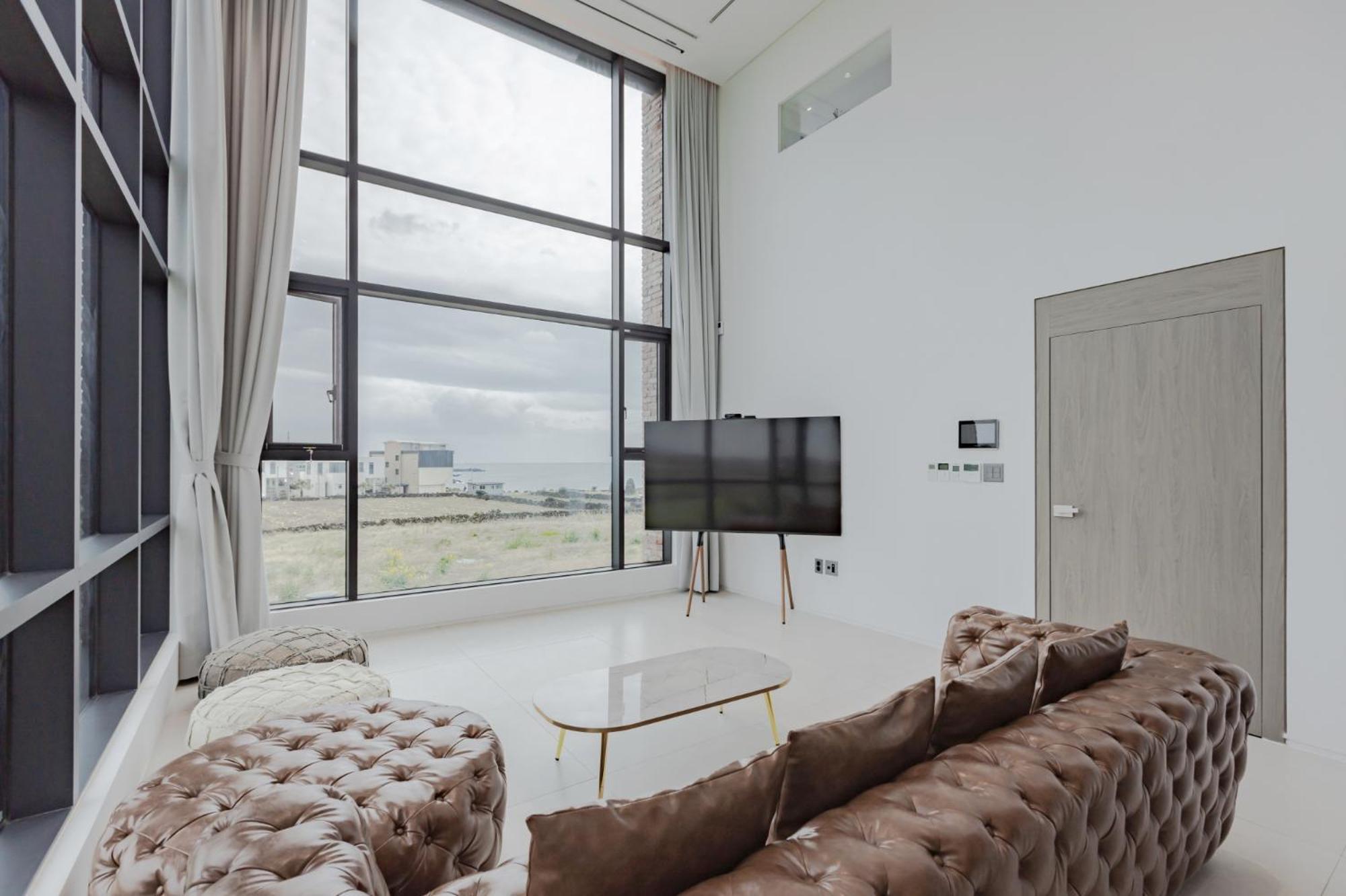 Dolphin Penthouse