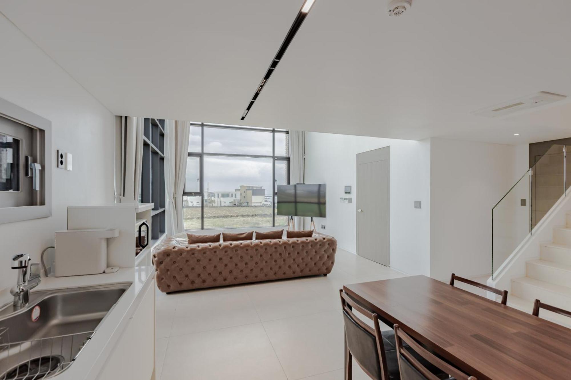 Dolphin Penthouse