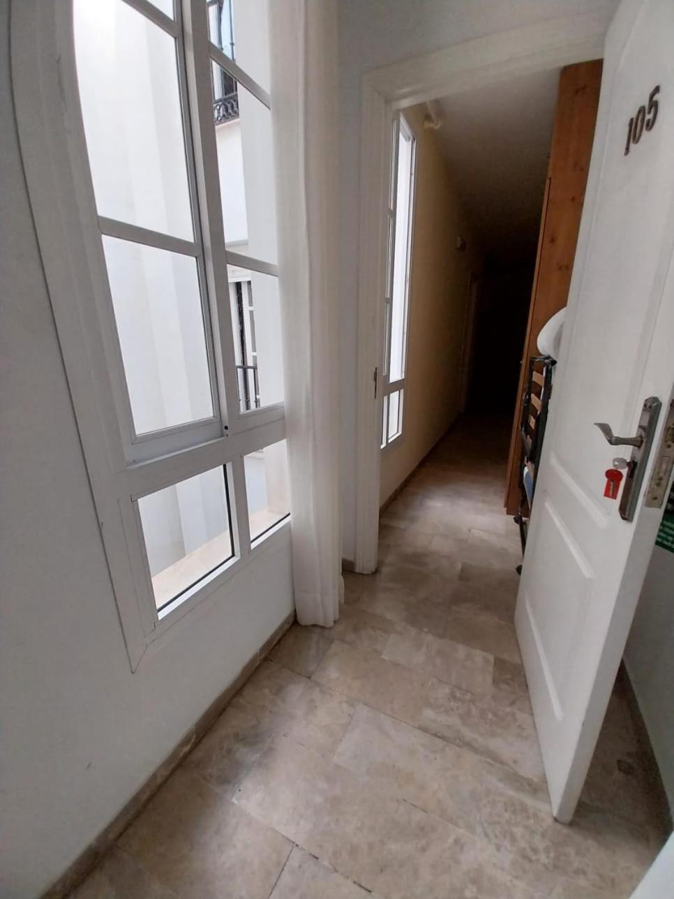 Hostal Montys