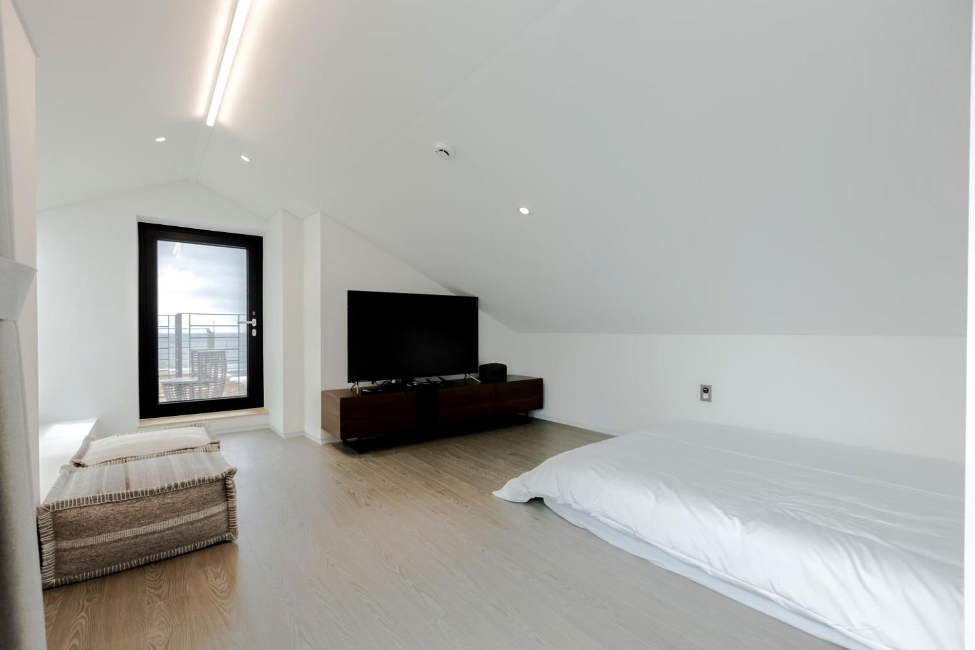 Dolphin Penthouse