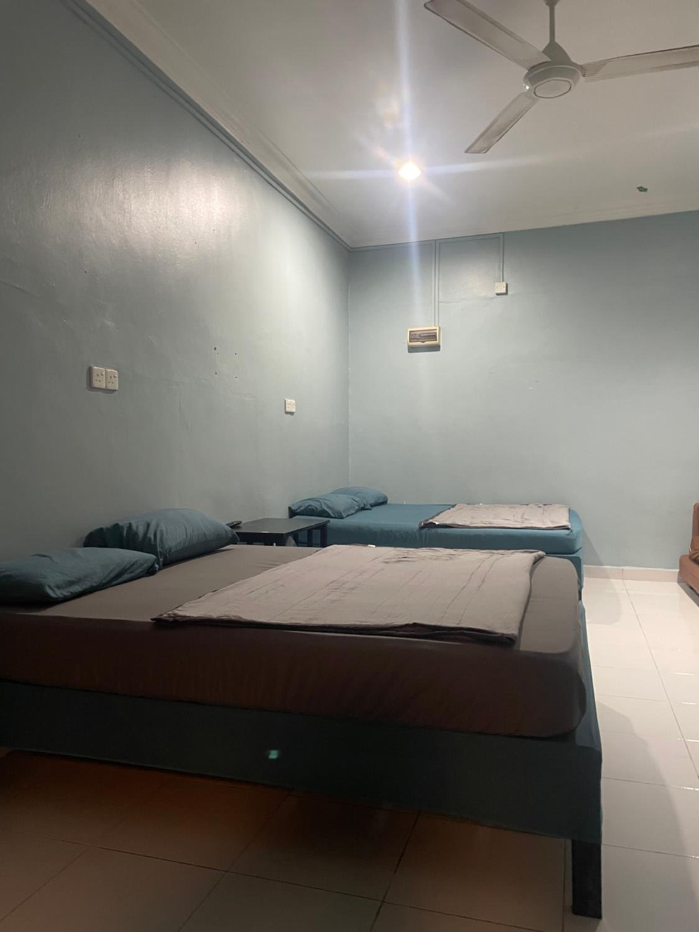 Hj Hassan Guest House- Studio Unit photo 7