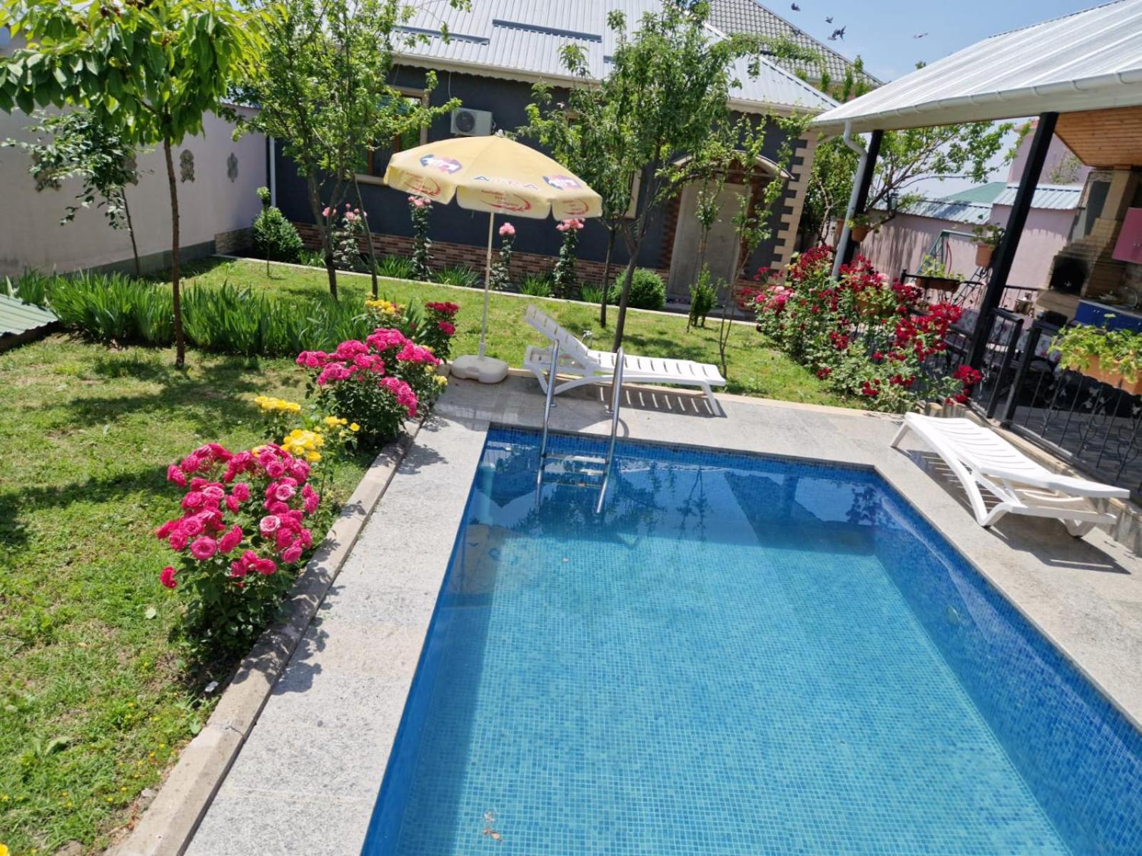 Garden Gabala-Villa1