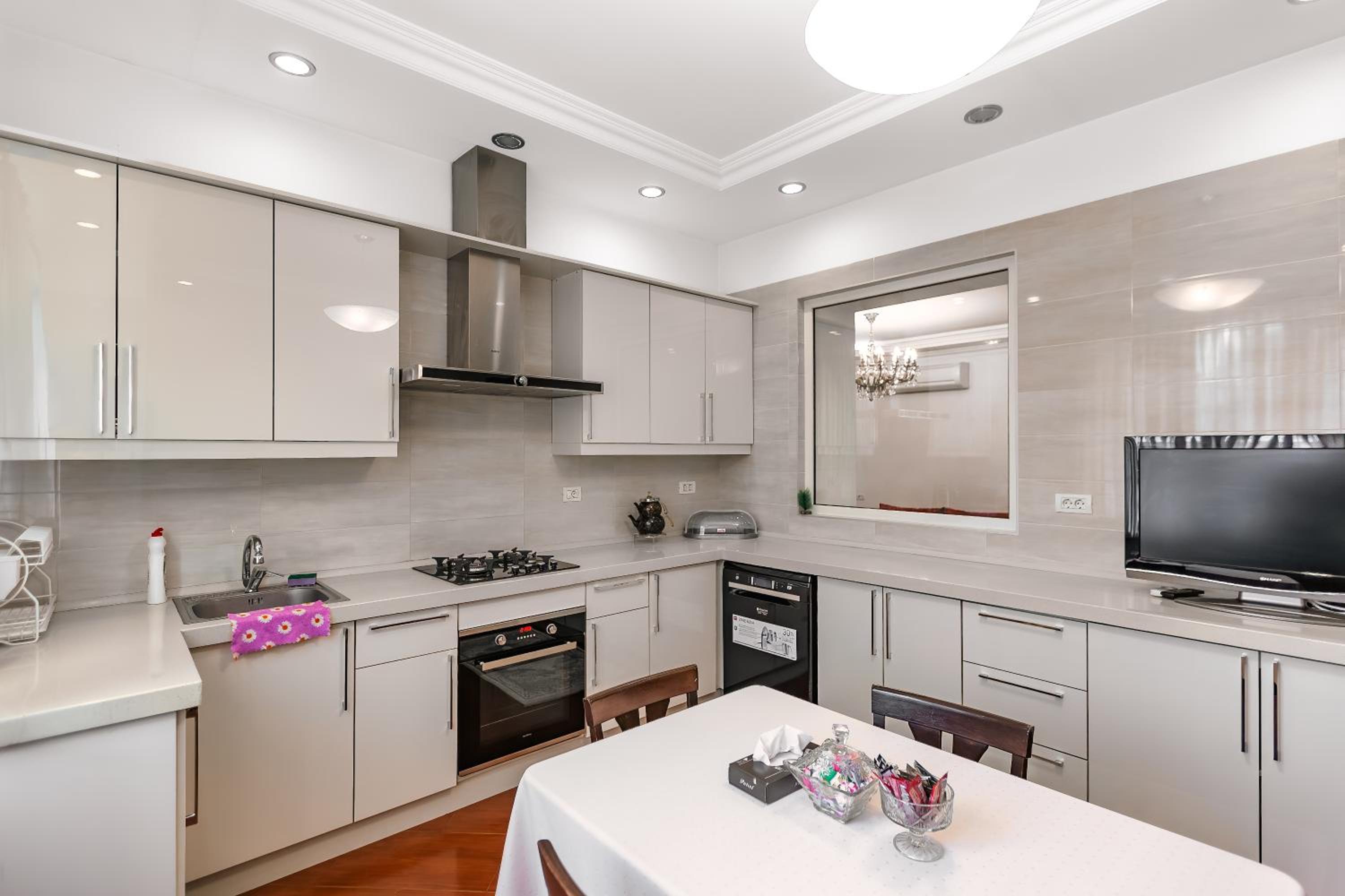 Seaside Boulevard Center Apartment 1