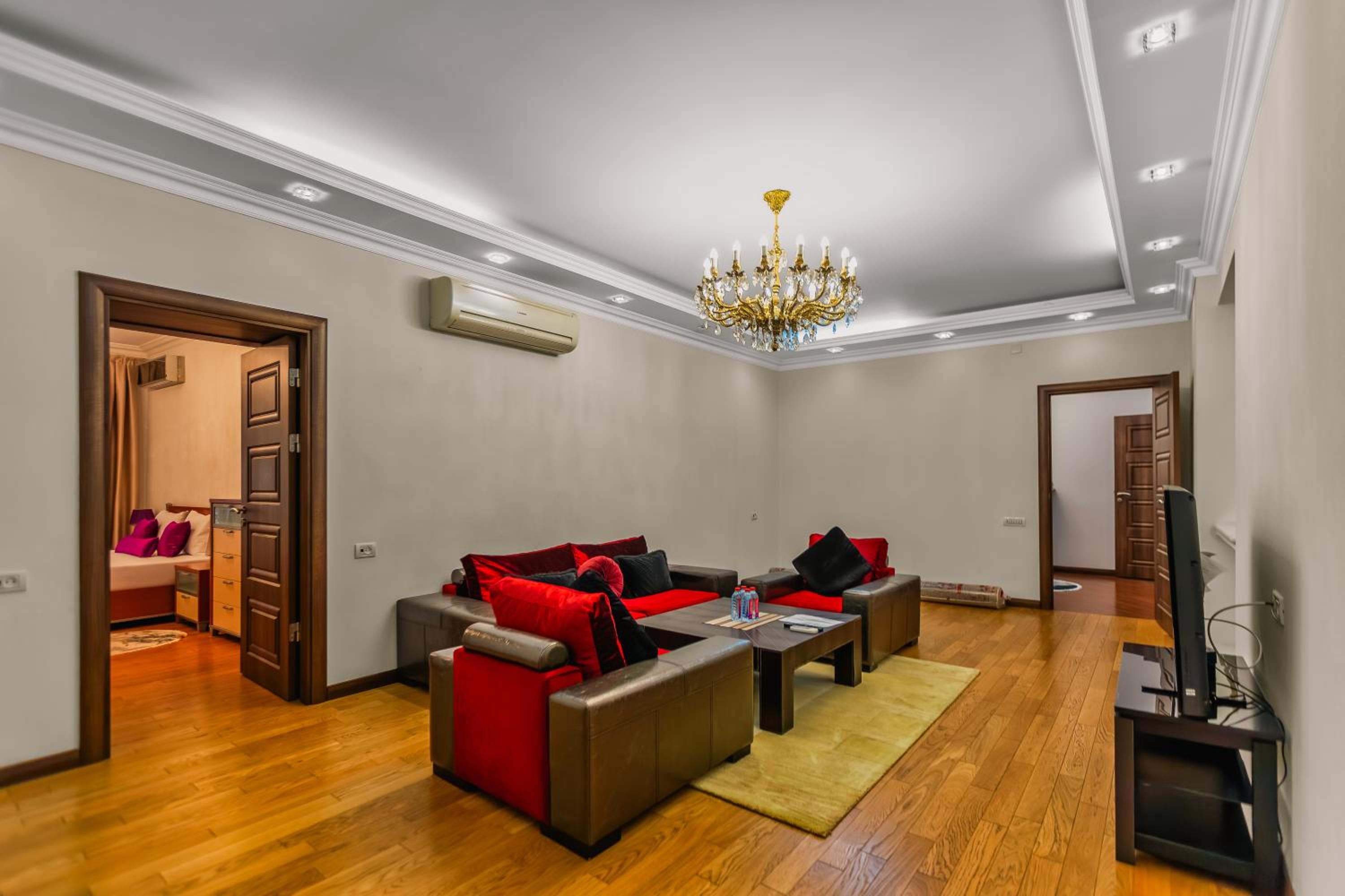 Seaside Boulevard Center Apartment 1