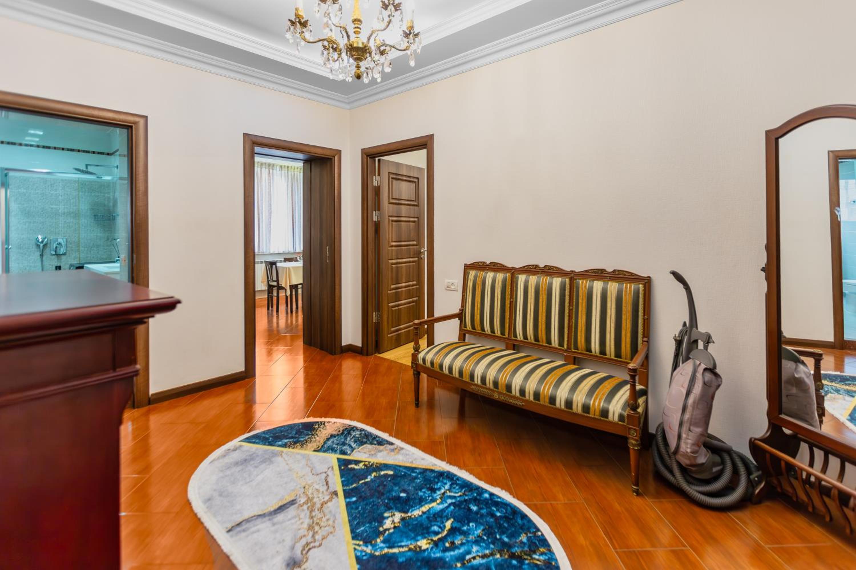 Seaside Boulevard Center Apartment 1
