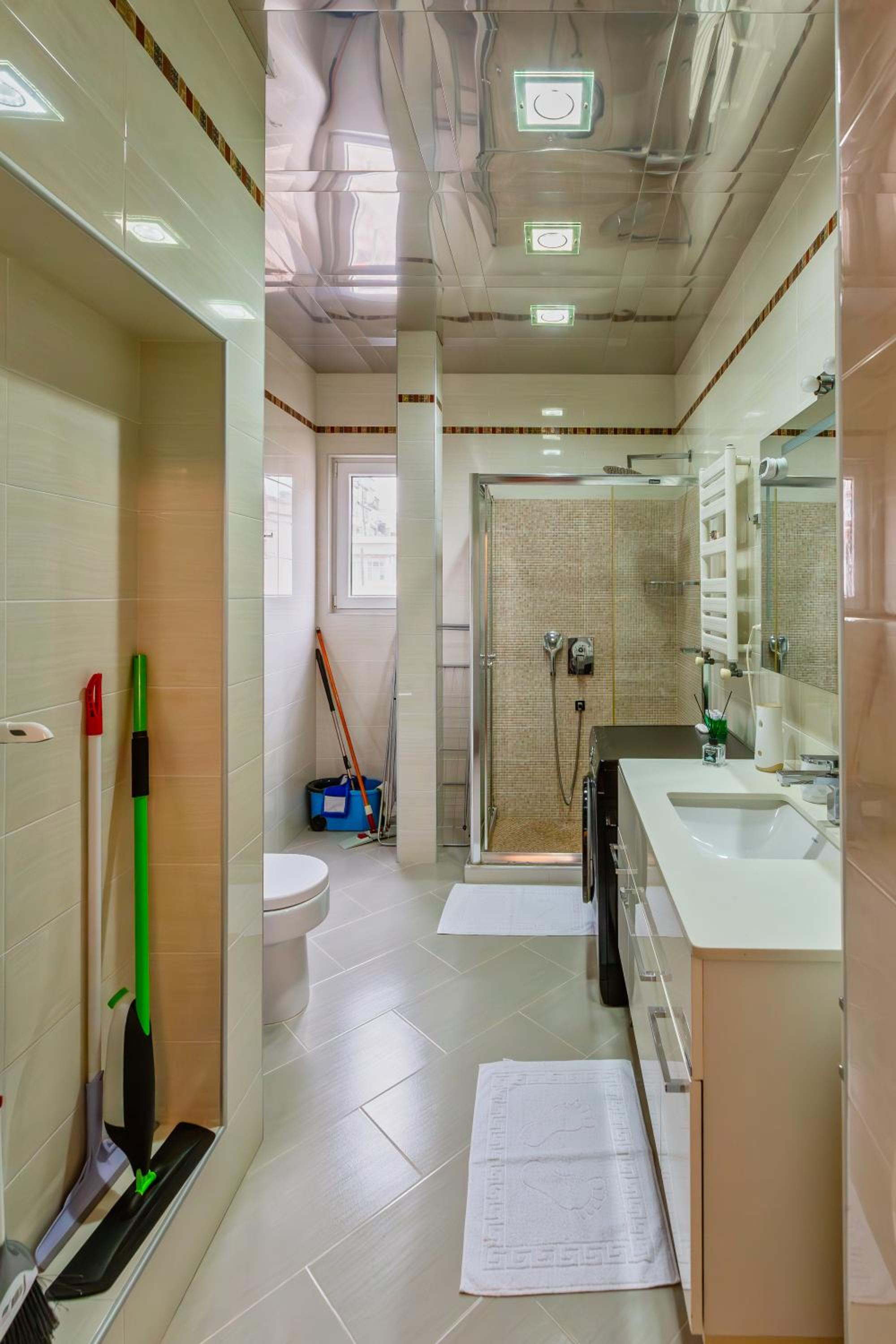 Seaside Boulevard Center Apartment 1