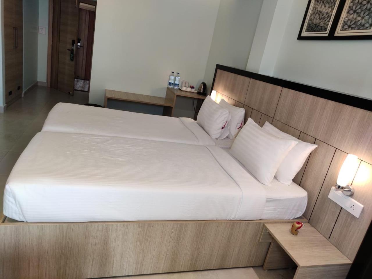 Vbrance - Luxury Boutique Hotel & Food Court view 5