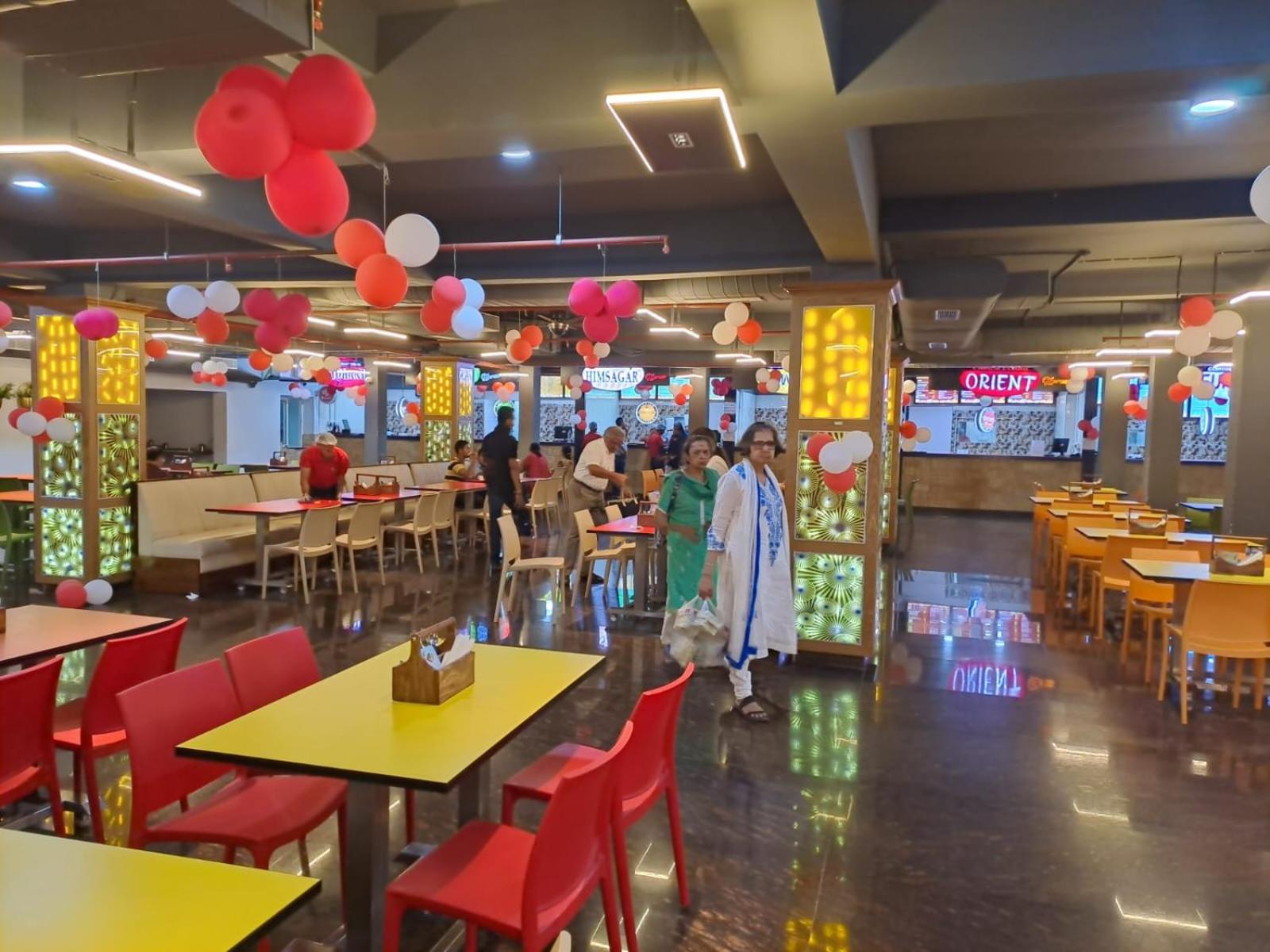 Vbrance - Luxury Boutique Hotel & Food Court view 2