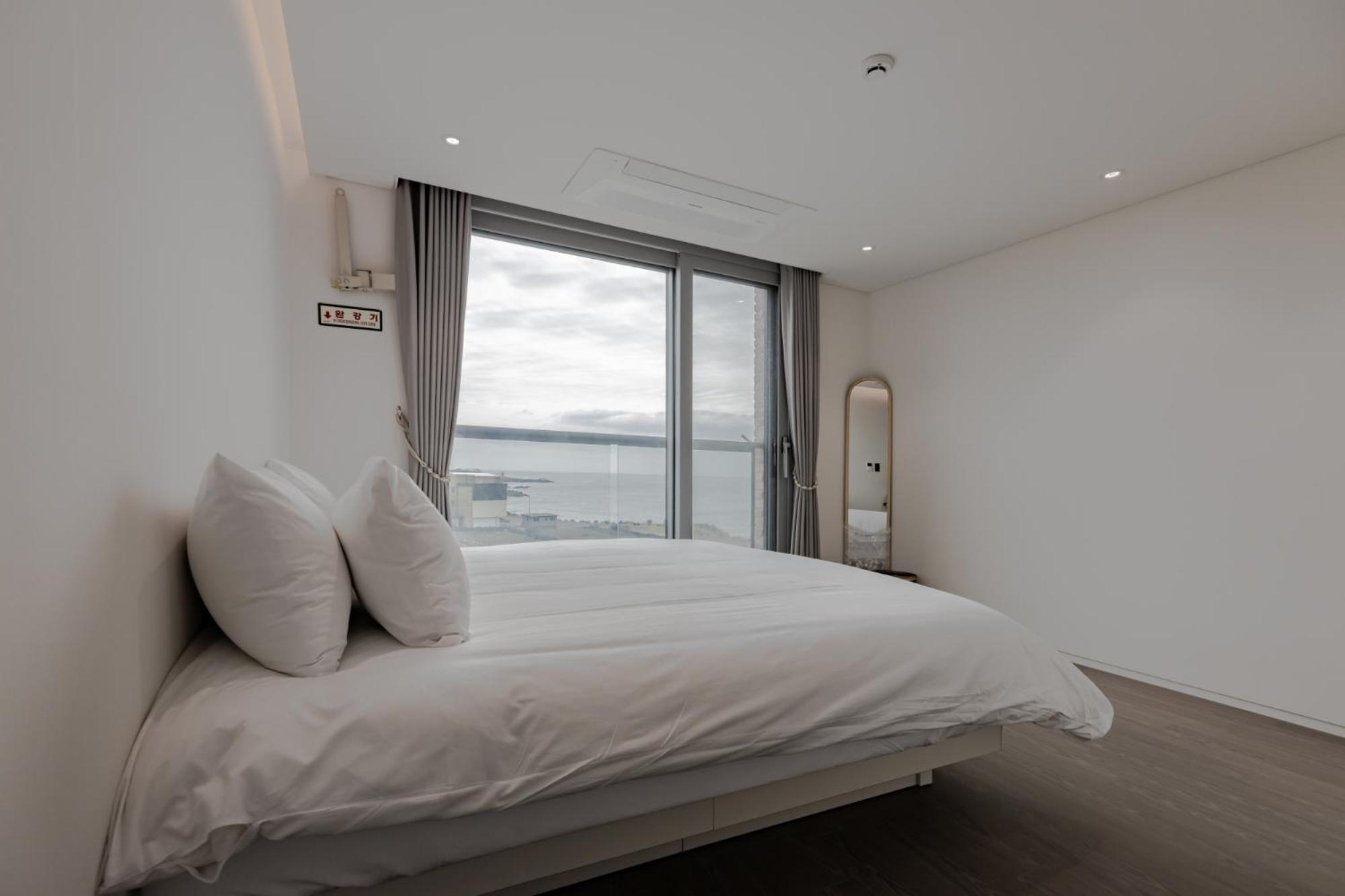 Dolphin Penthouse