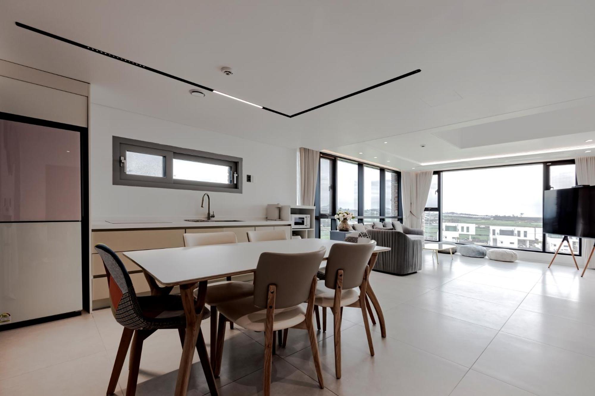 Dolphin Penthouse