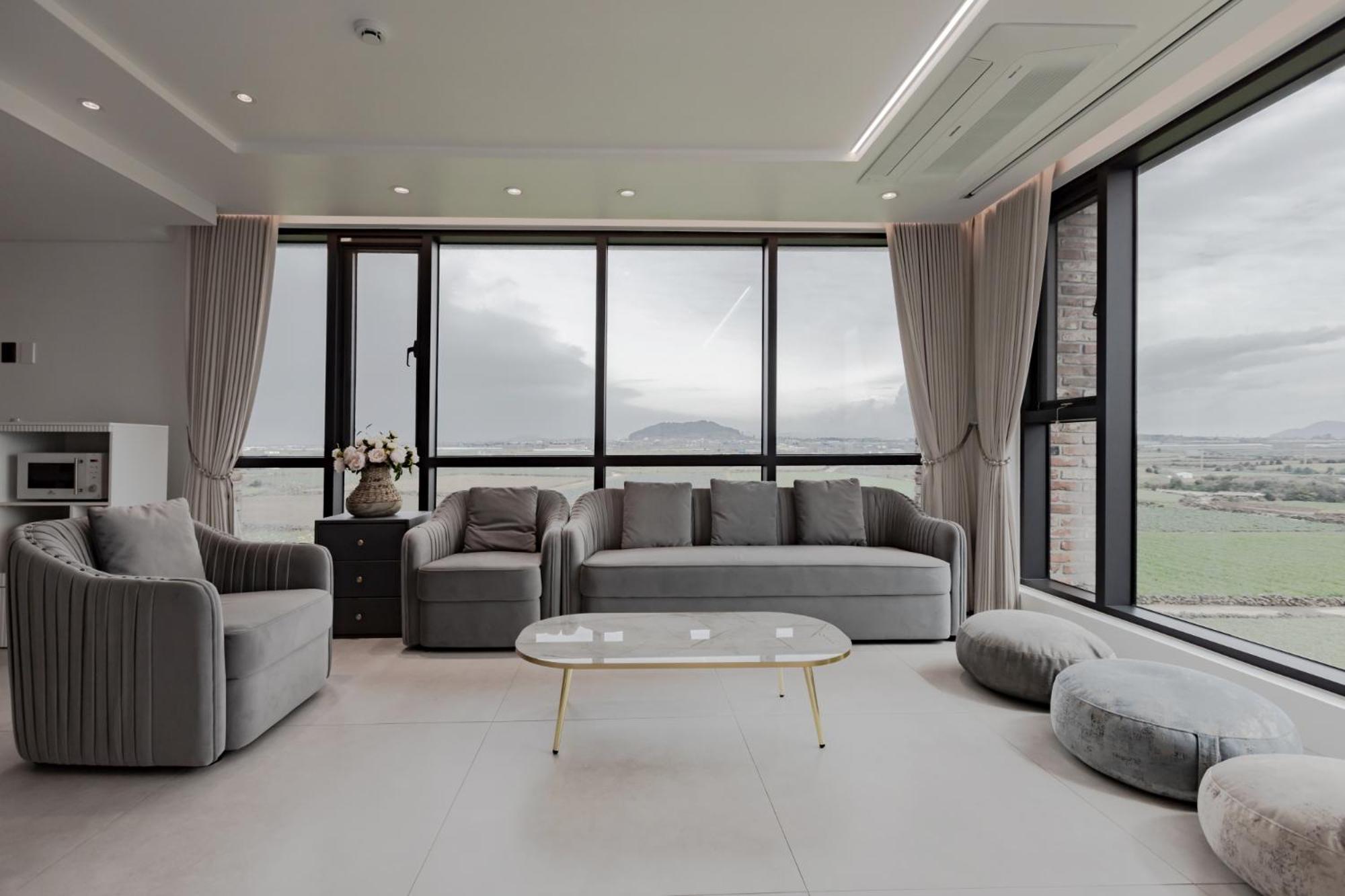Dolphin Penthouse