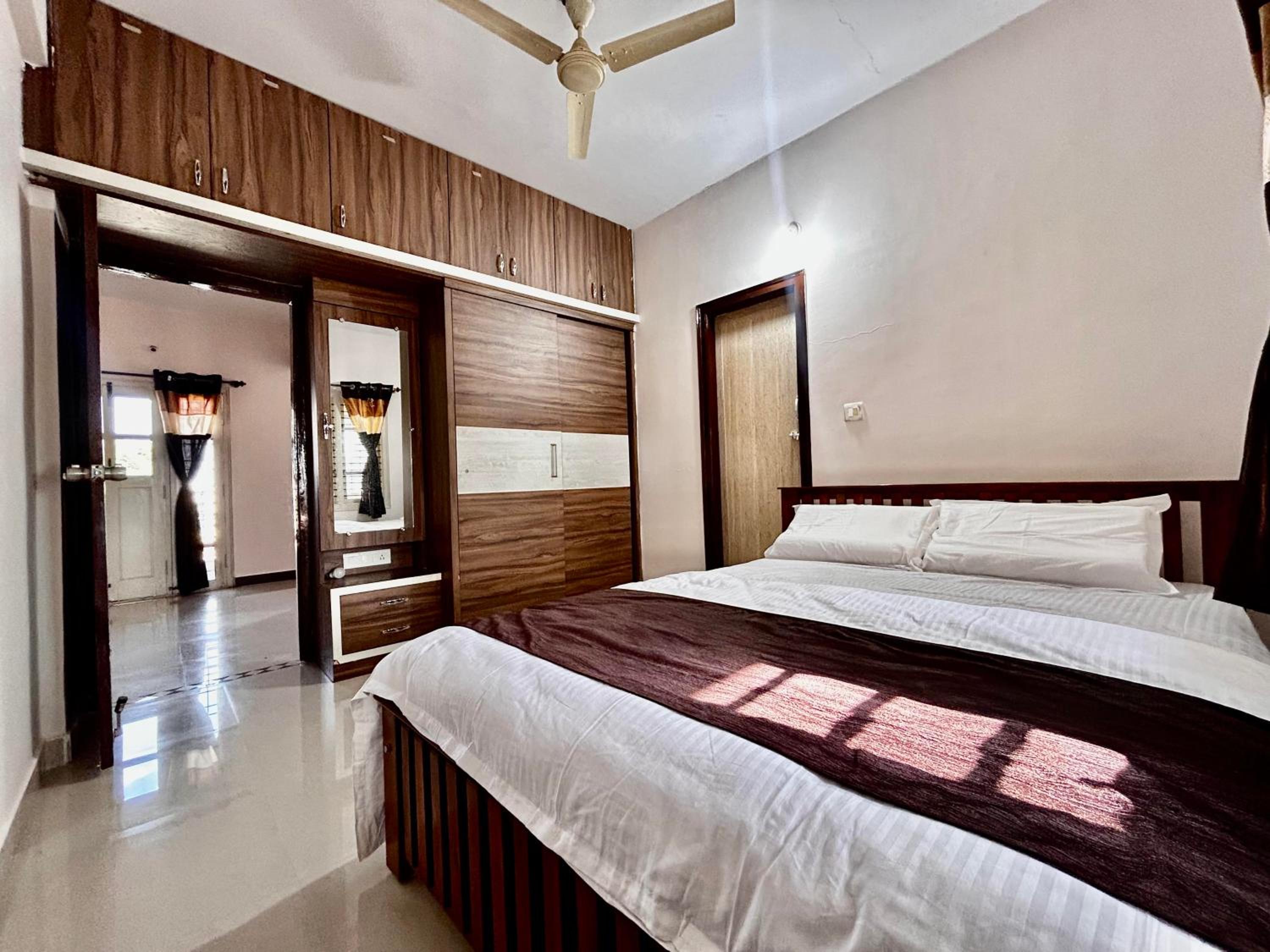 7th heaven Mysore by Rohi stays view 5