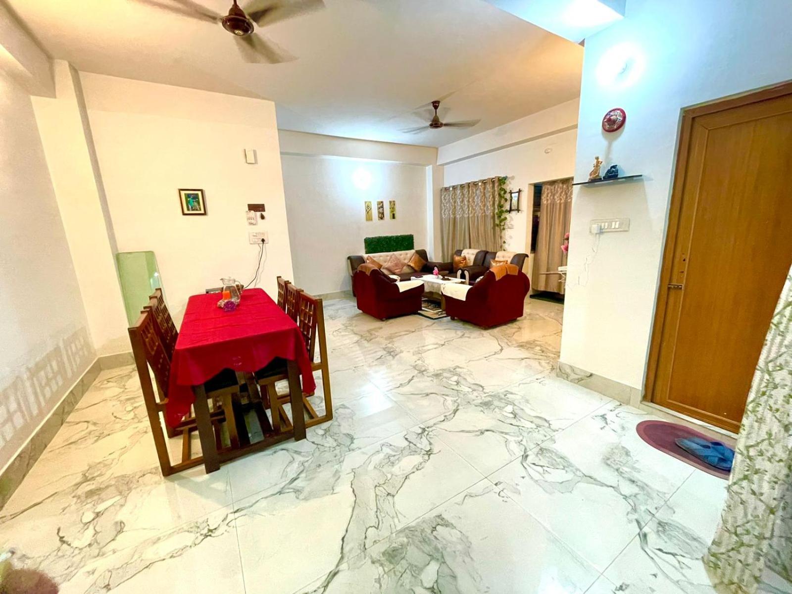 Little Homely Homestay view 4