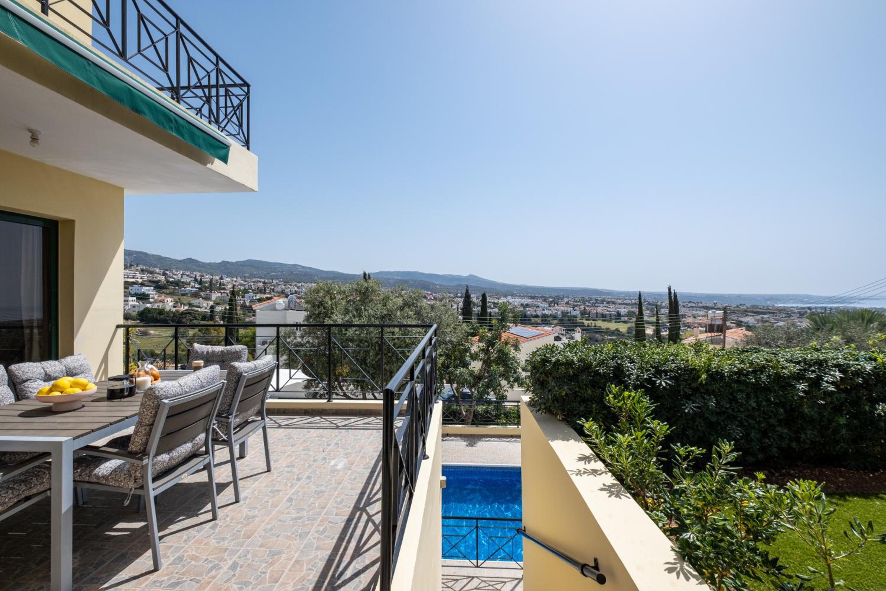 Horizon Villa by Nomads - 5min to Coral Bay Beach