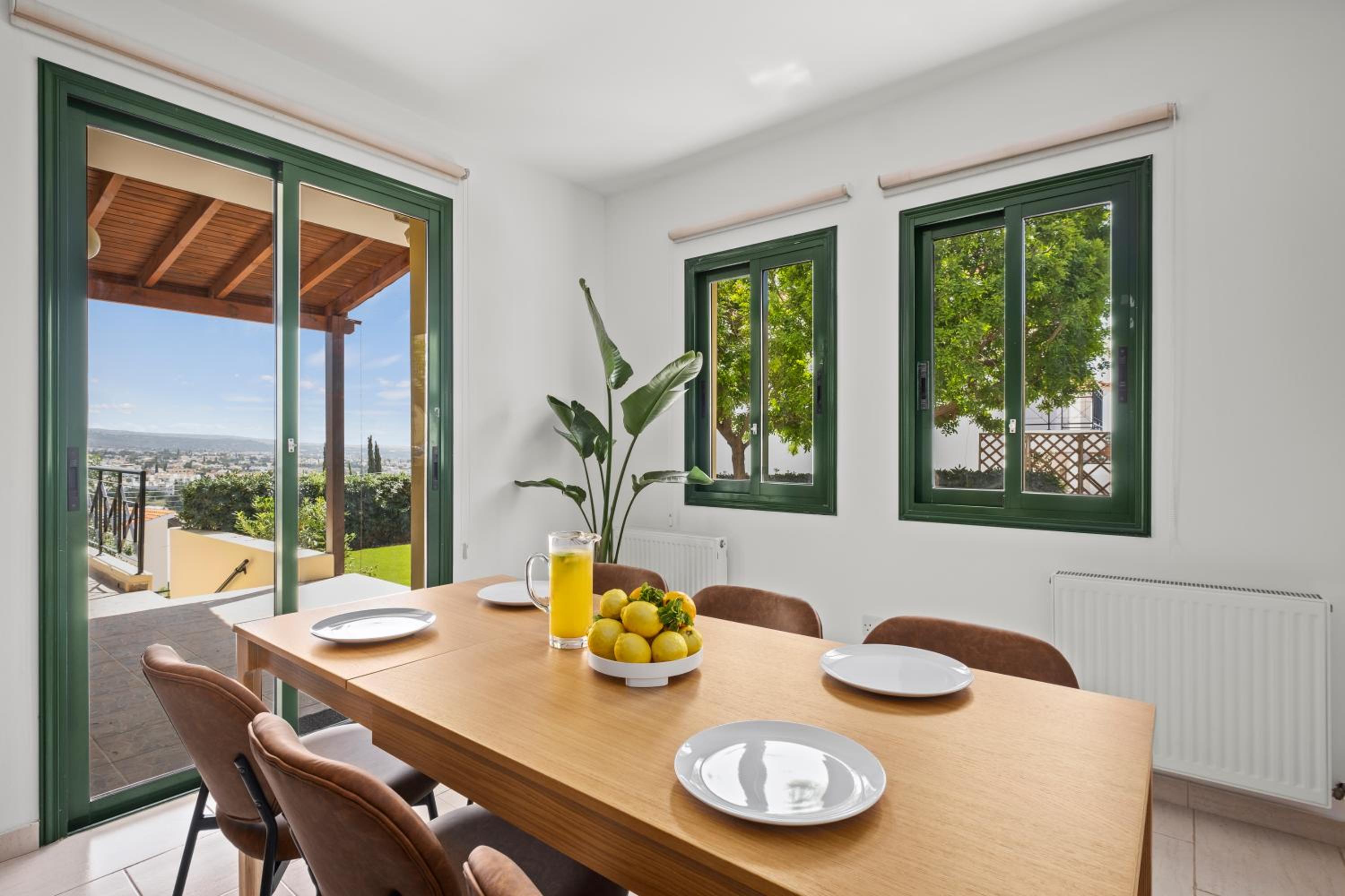 Horizon Villa by Nomads - 5min to Coral Bay Beach