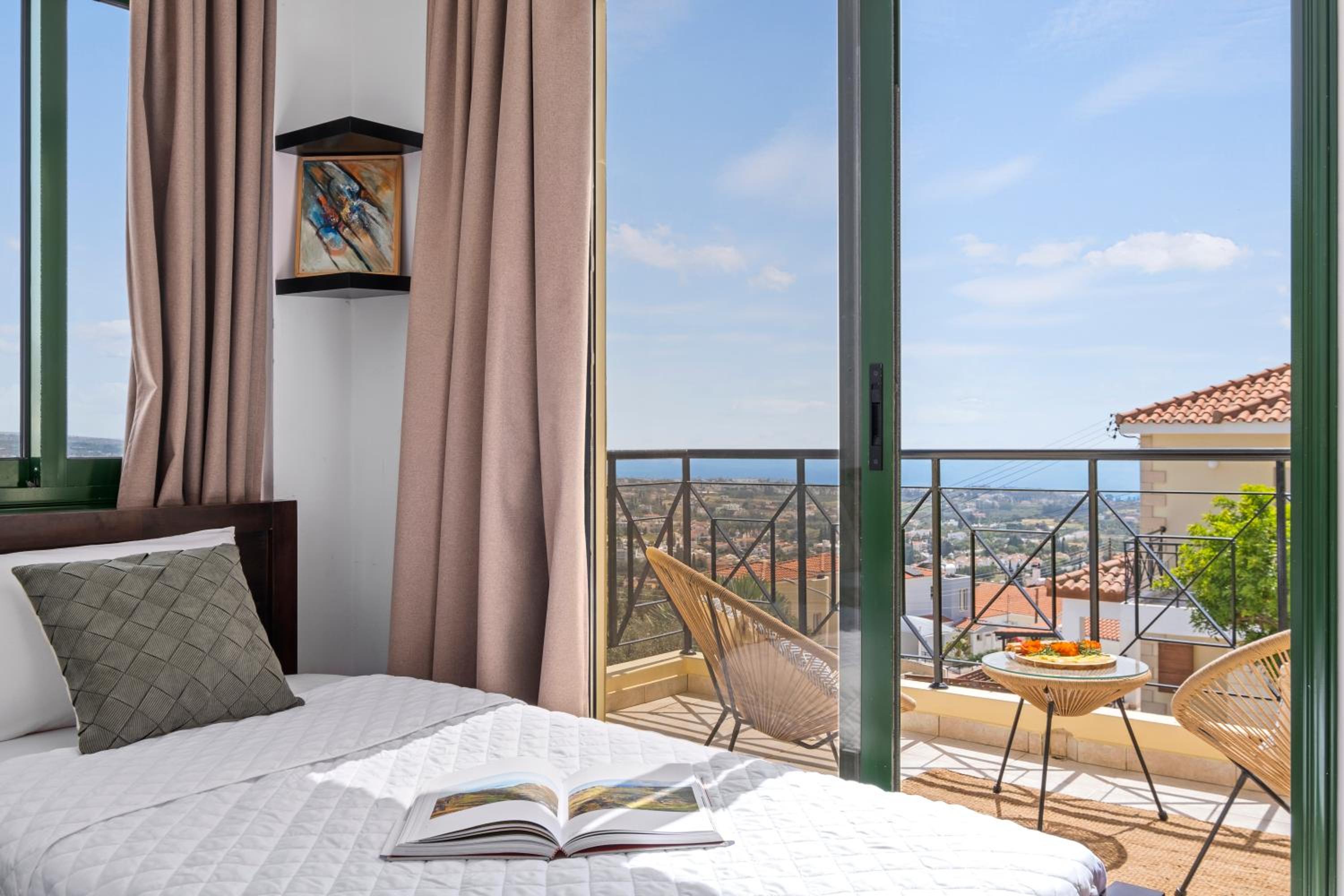 Horizon Villa by Nomads - 5min to Coral Bay Beach