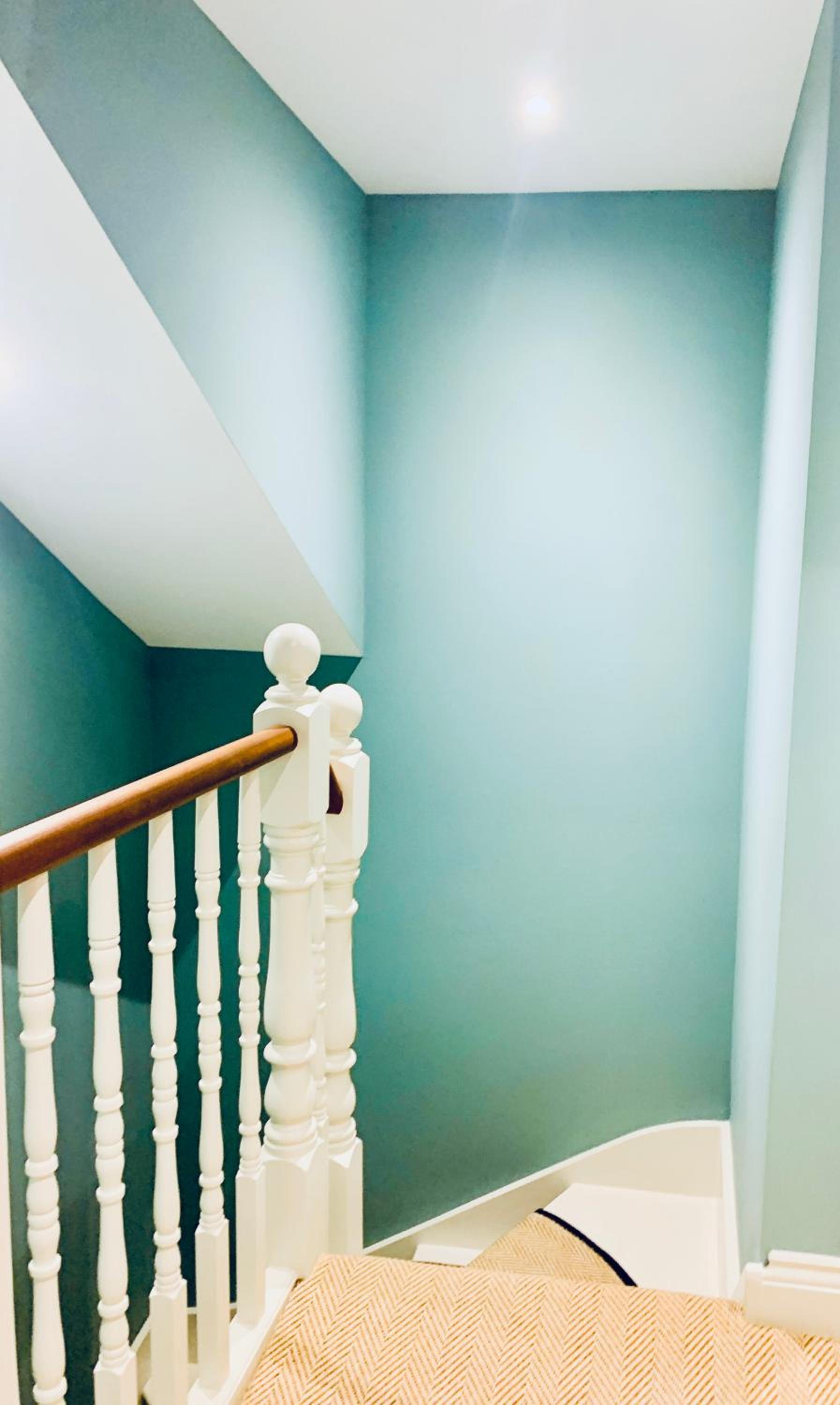 Private Comfortable Loft Apt in Superb Period Home