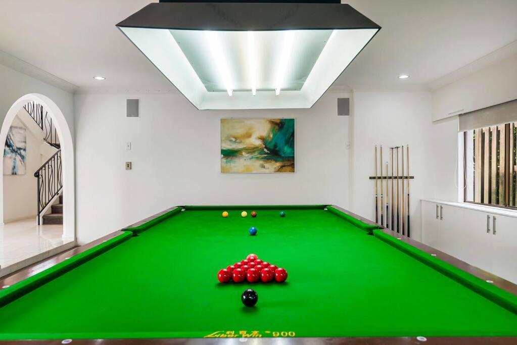 Luxe Splash R,Piano,Pool,Spa,Sauna,Snooker view 3