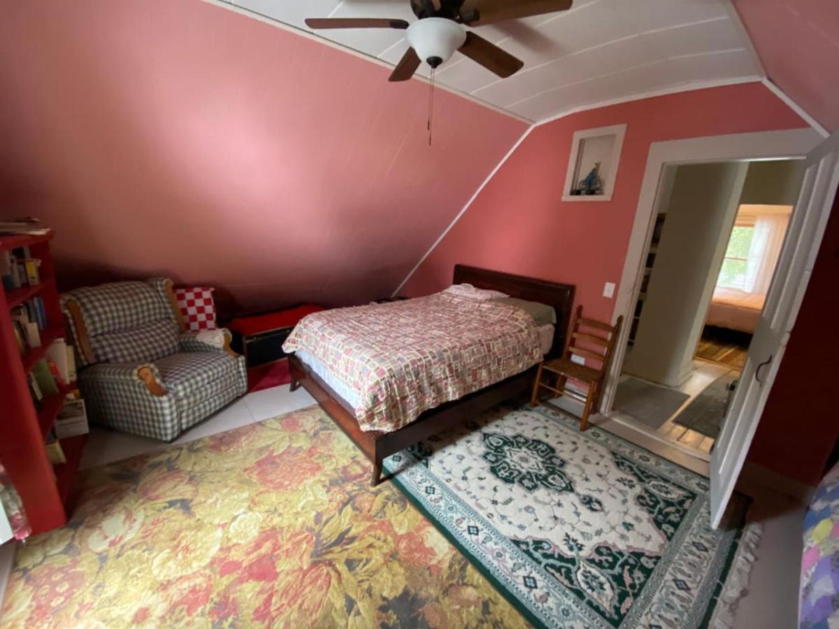 Lakeview Farmhouse with Beach Access view 3