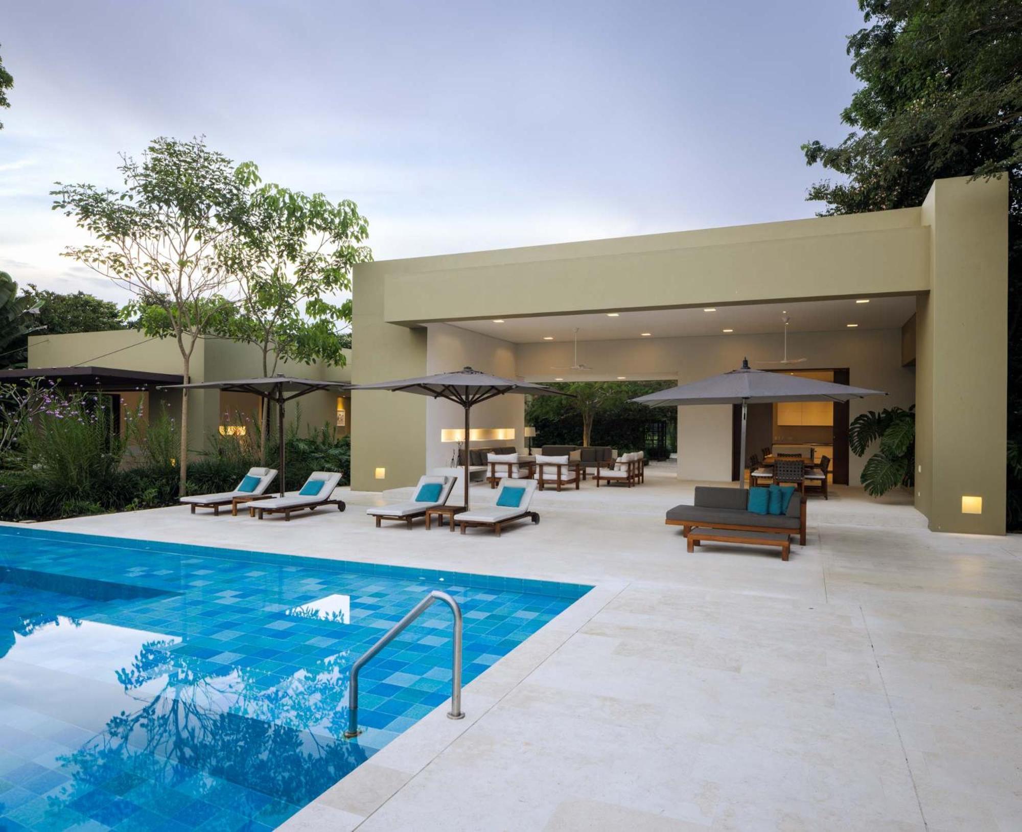 w* Amazing 4BR Villa at Mesa de Yeguas