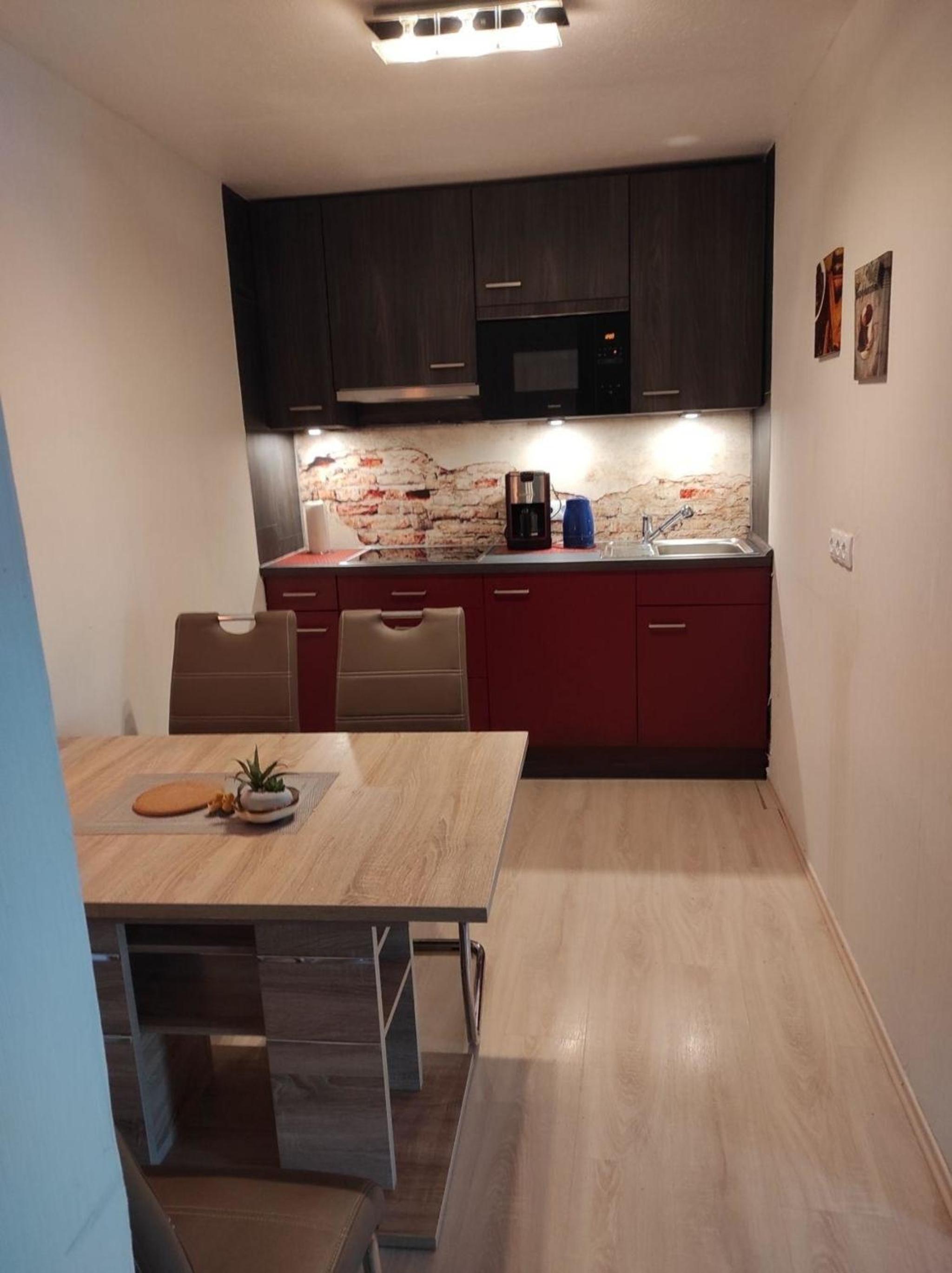 Ganze Wohnung in Jade mit Garten
