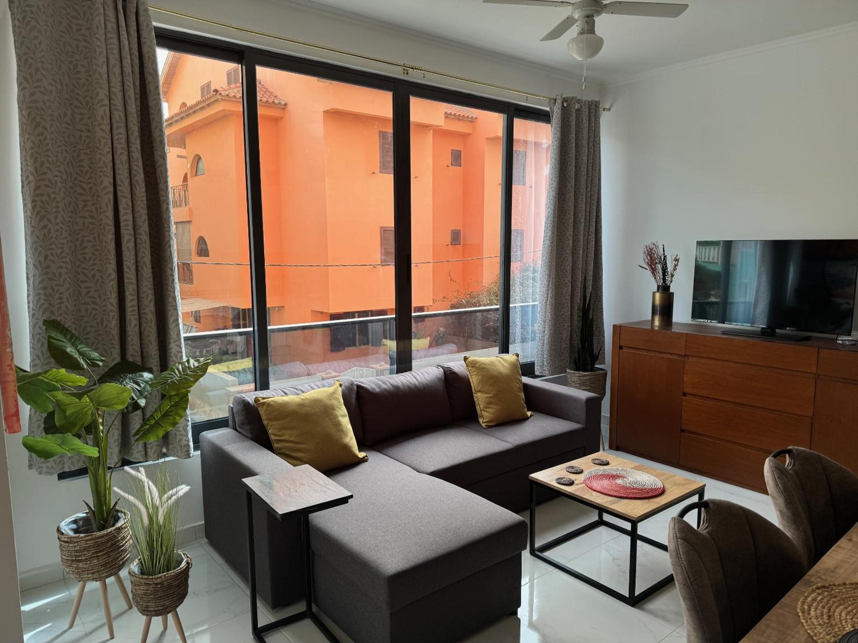 NEW Luxury Condo - In the heart of Santa Maria