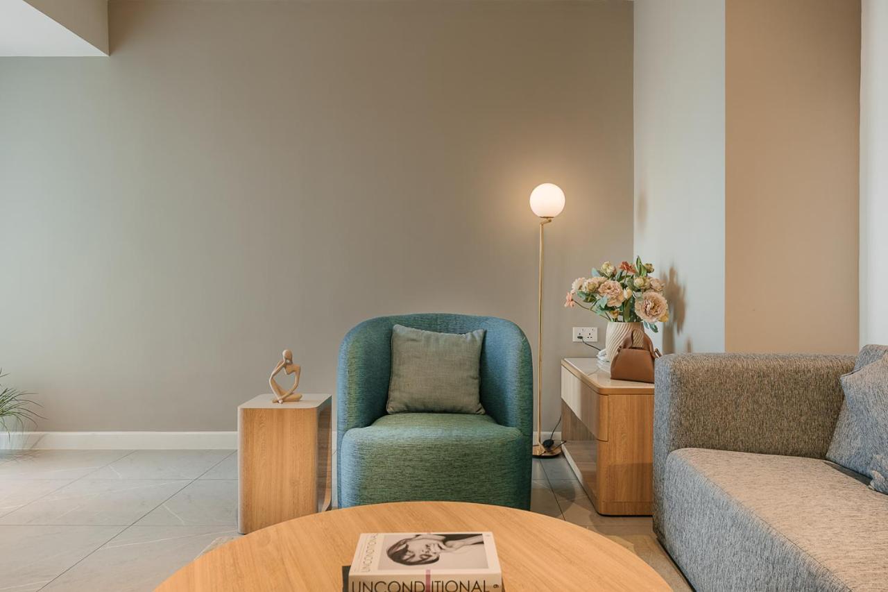 Zenity Apartel Dist 1 by SSens