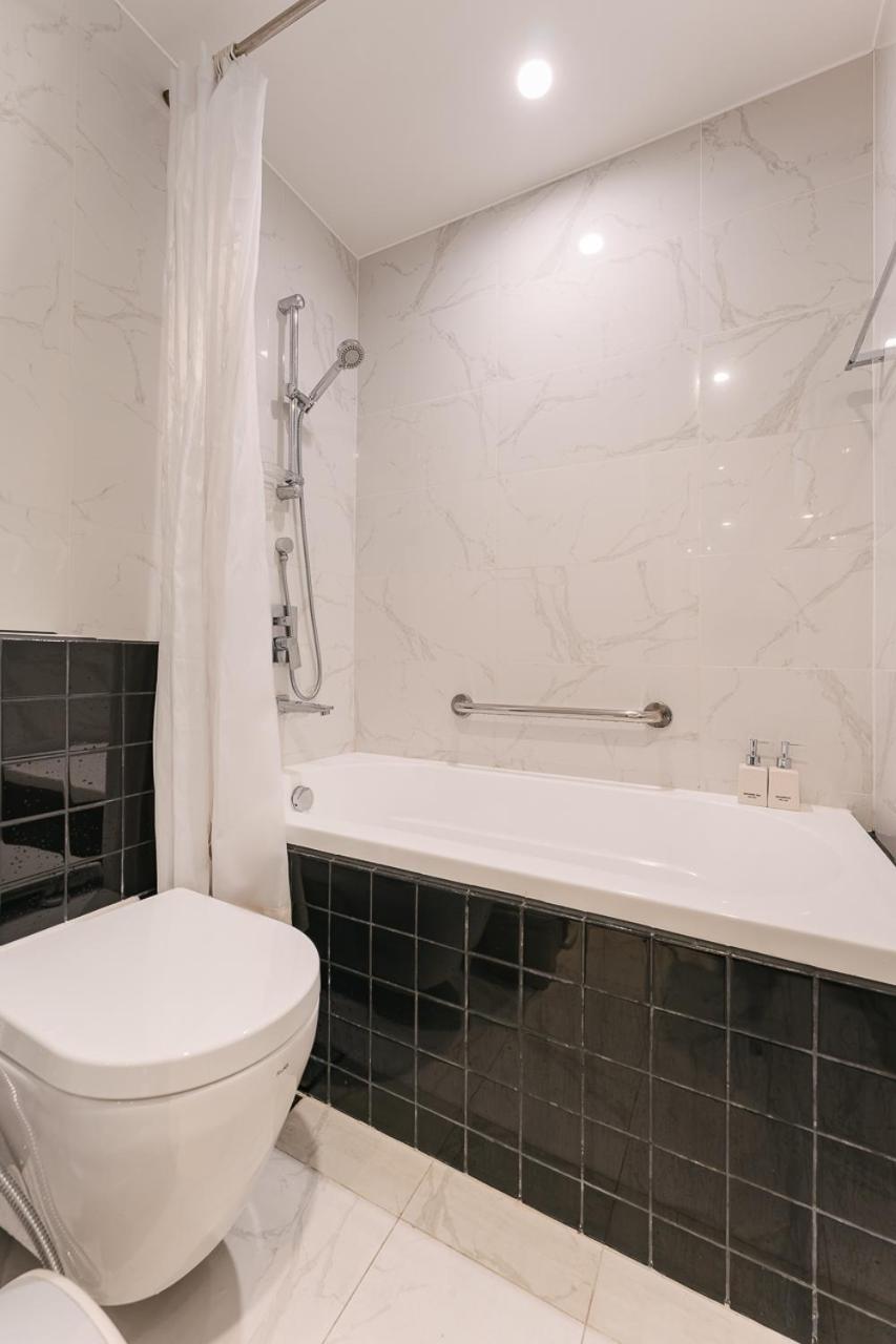 Zenity Apartel Dist 1 by SSens