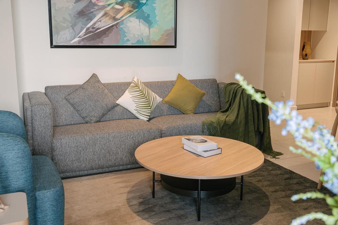 Zenity Apartel Dist 1 by SSens