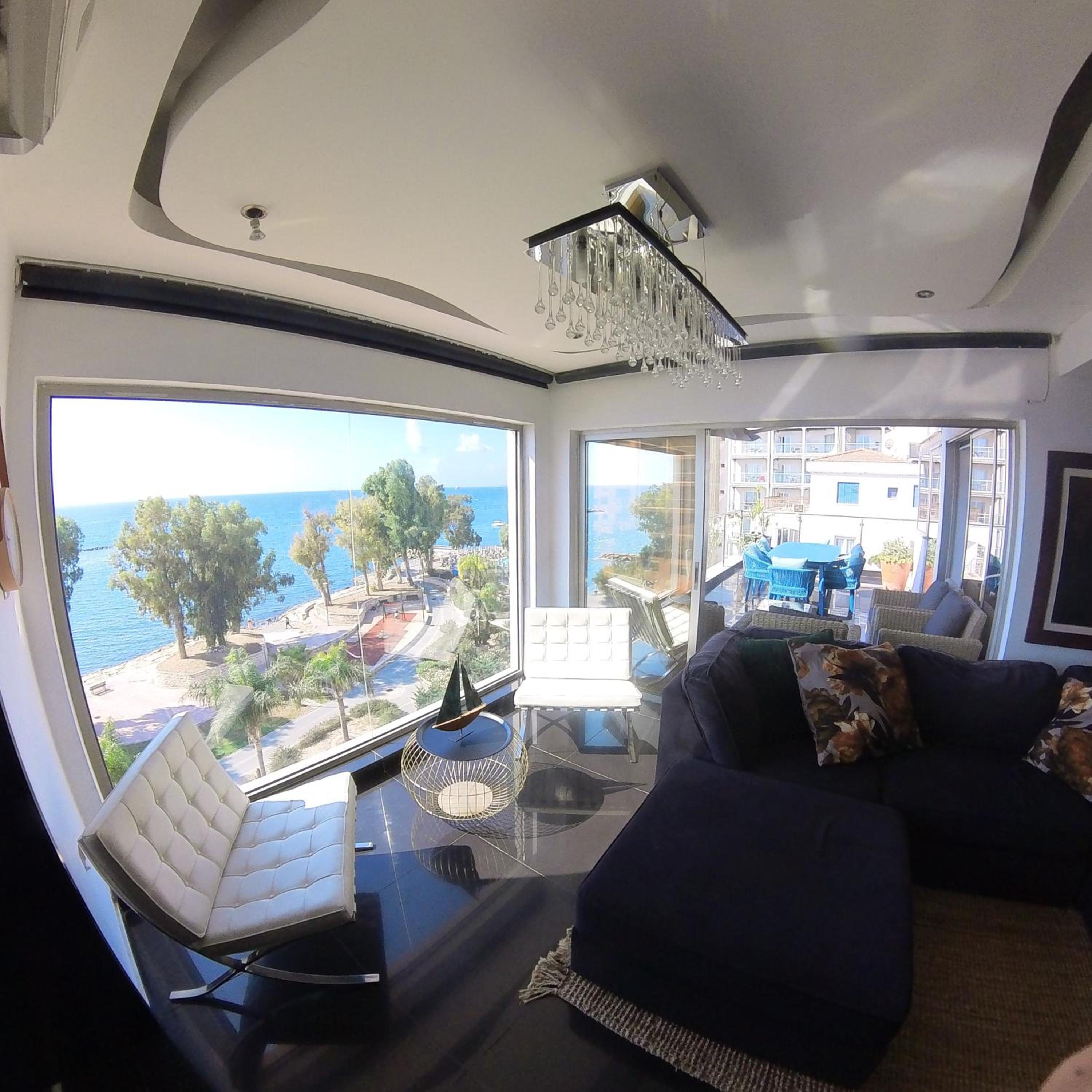 The View Beach Penthouse