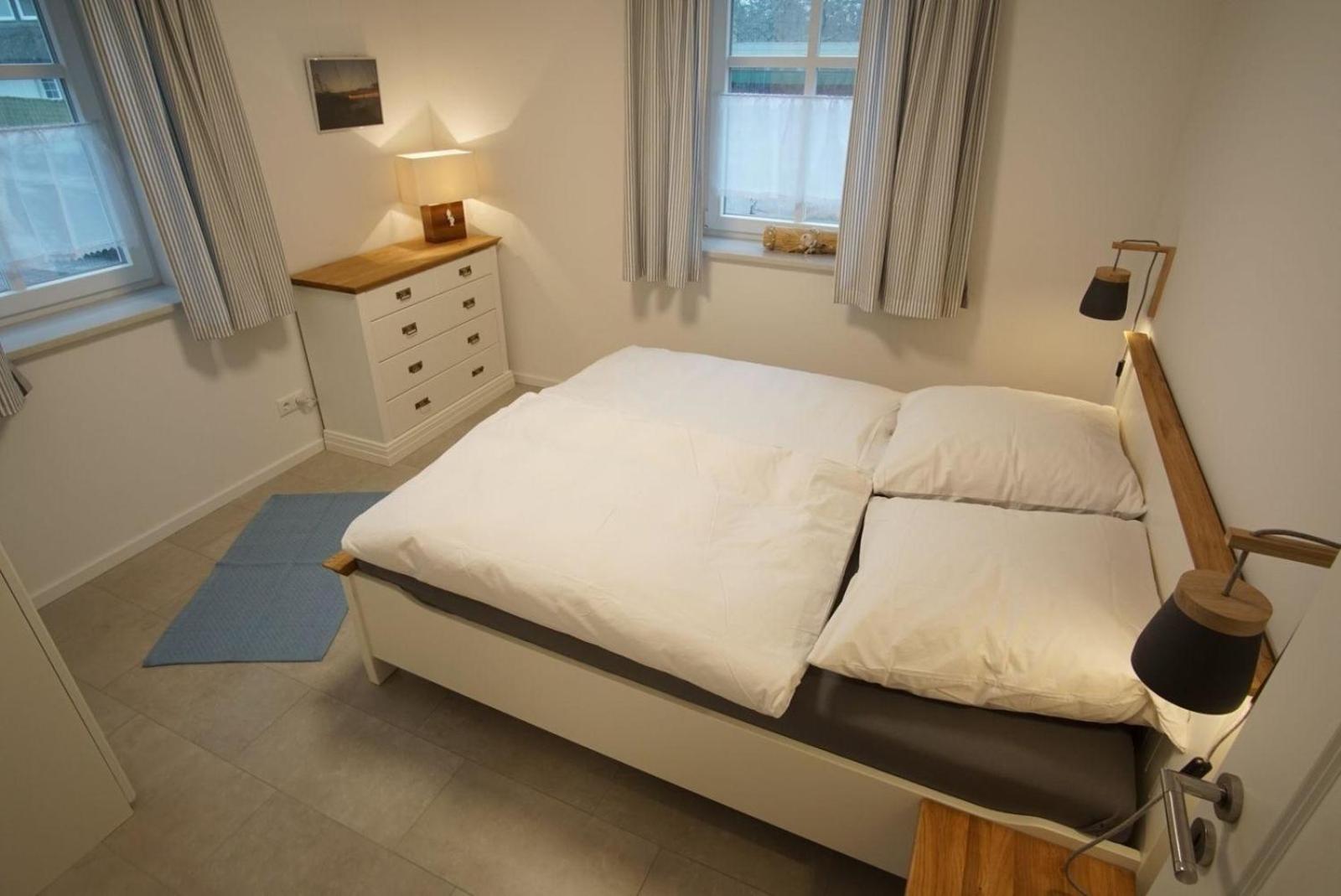 Ferienhaus mit Boddenblick und Sauna