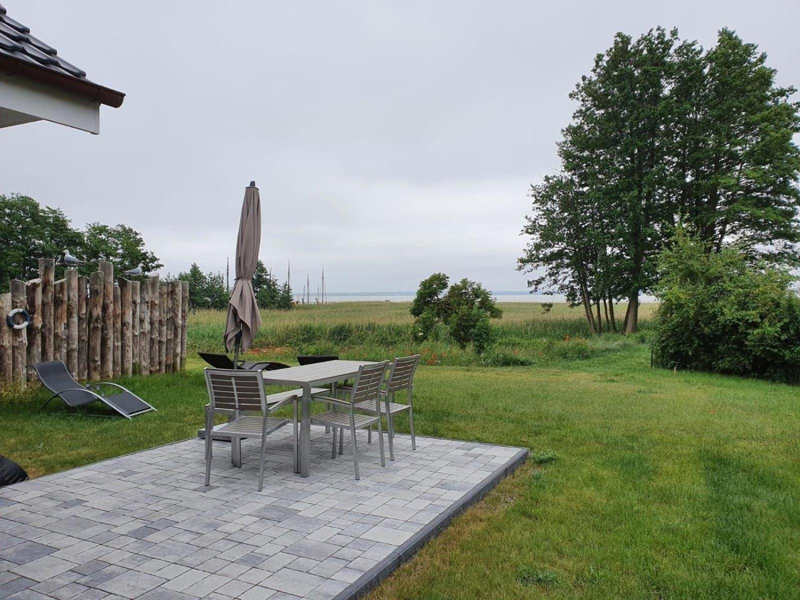 Ferienhaus mit Boddenblick und Sauna