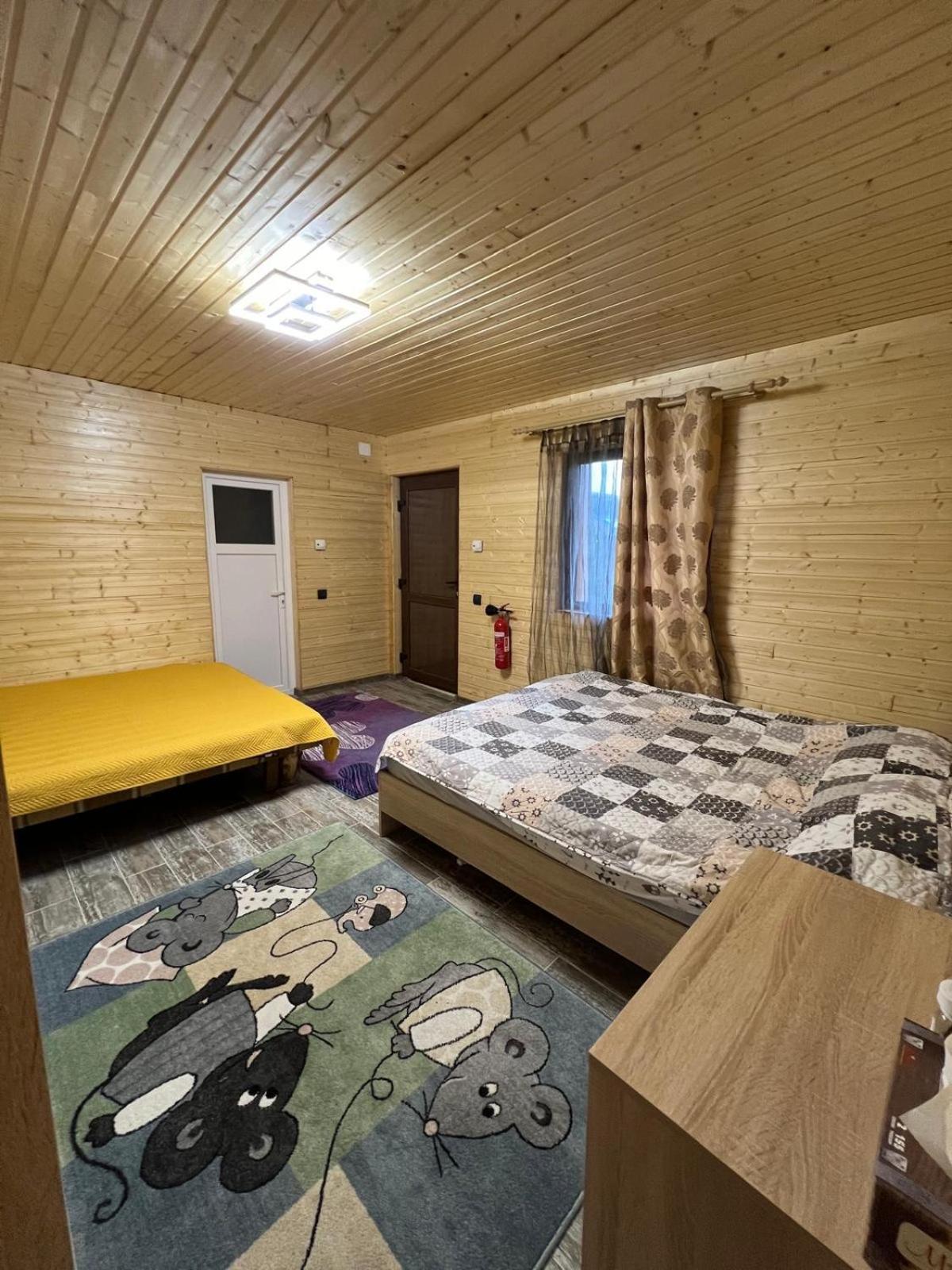 La Canton Cheia view 3