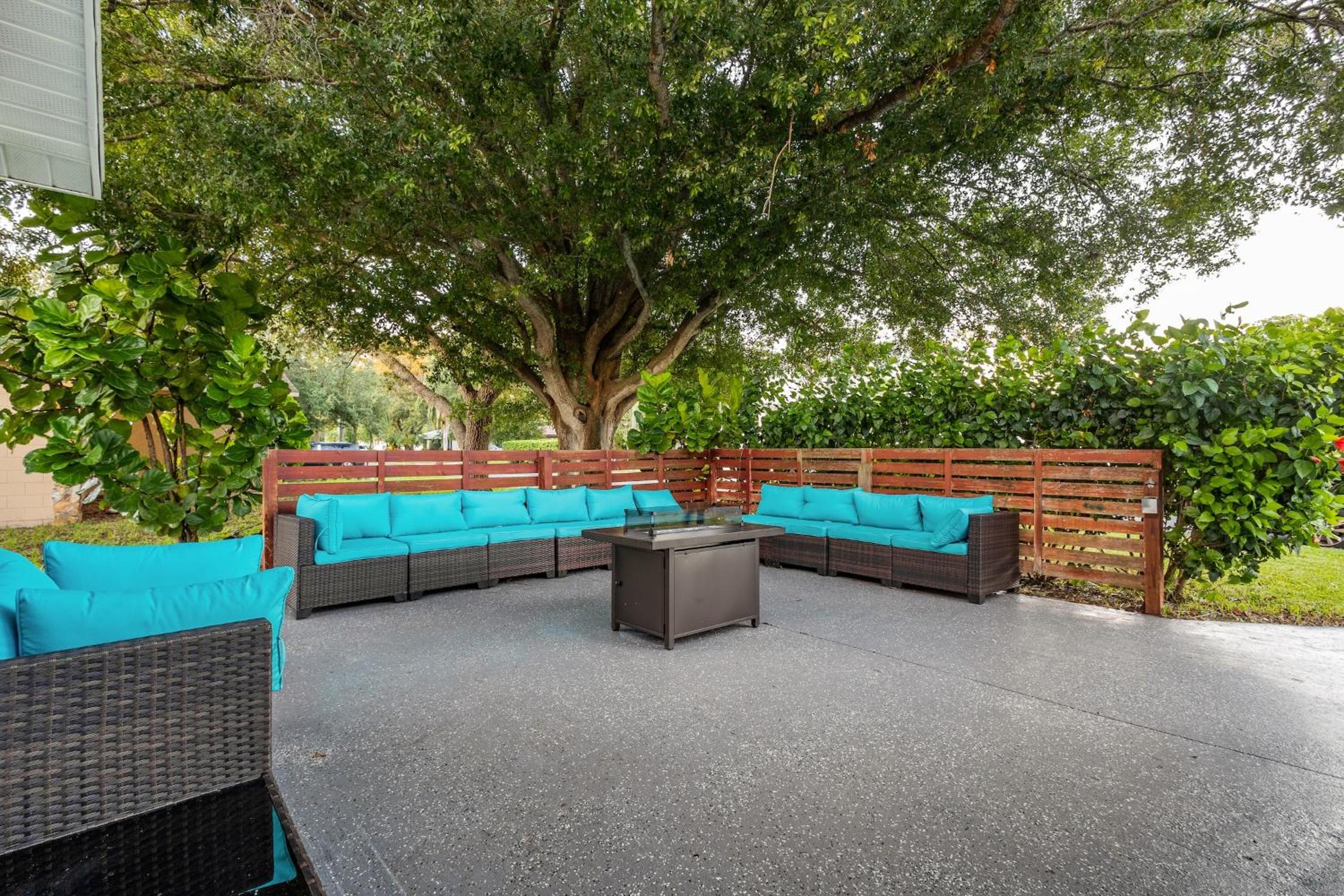 Spacious 3-BR Home with Patio, Firepit & BBQ! view 4