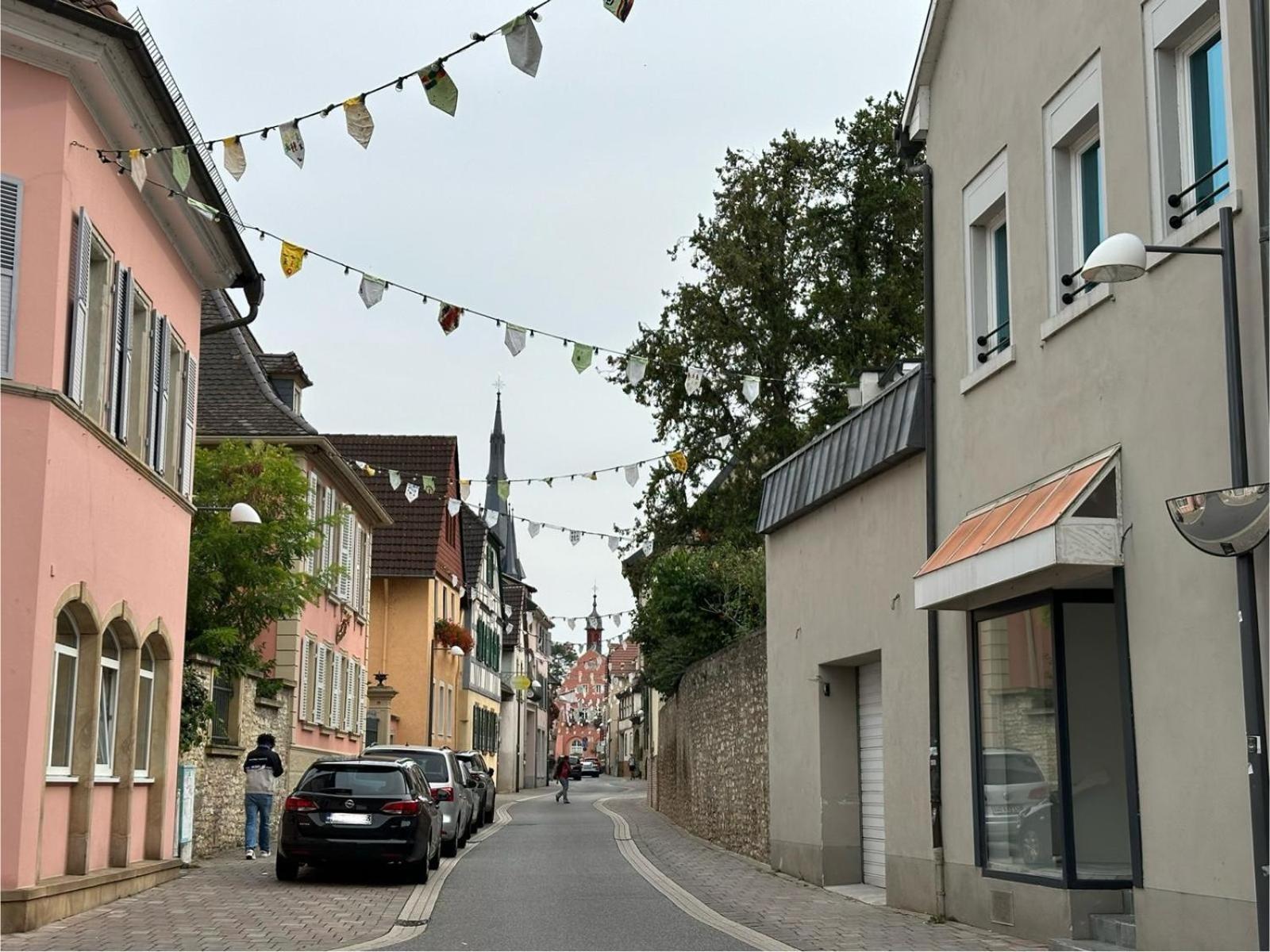 Charmante Ferienwohnung mit großer Dachterrasse & Wintergarten