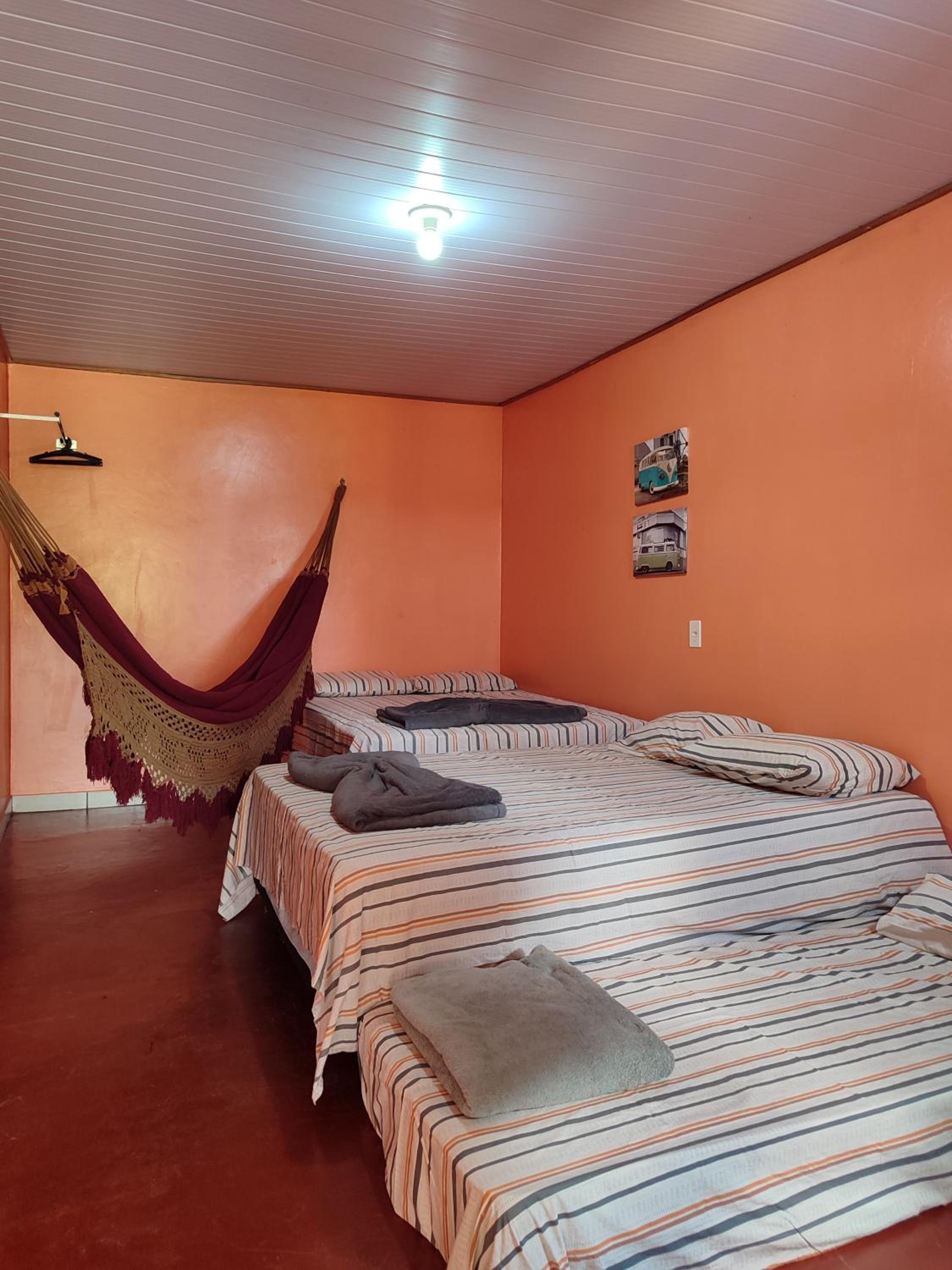 Casa Com bilhar 4 quartos alter