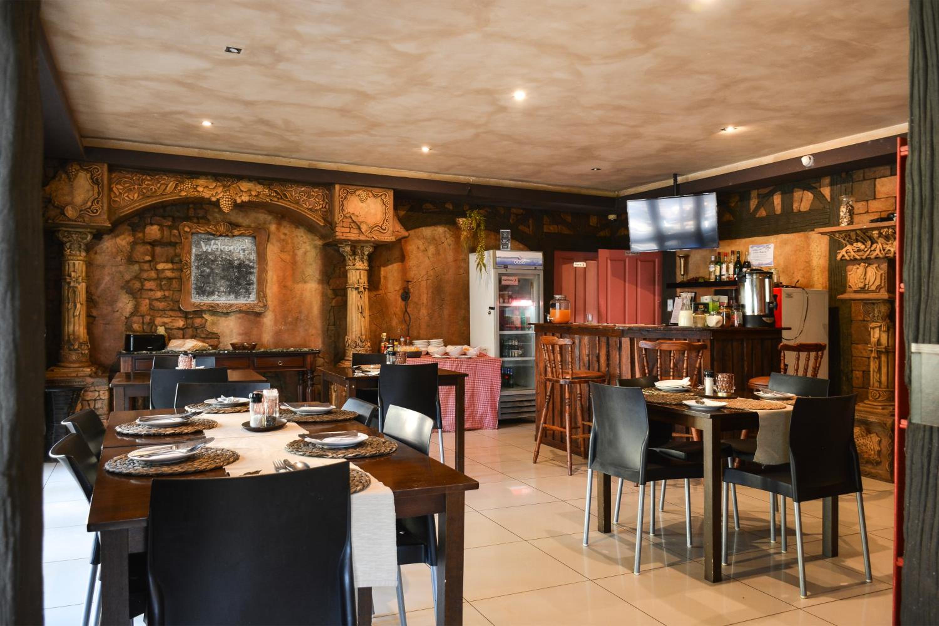 Biggy Best Boutique Hotel & Self Catering Cottages