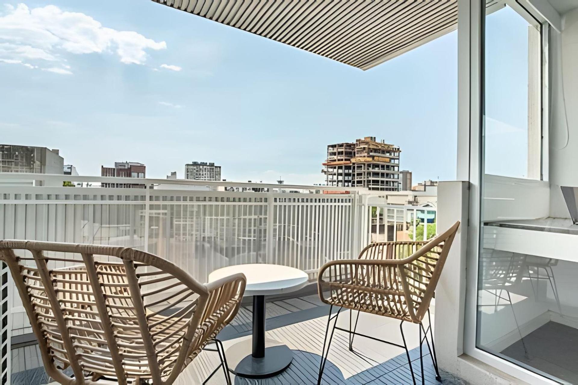 Araoz: New and Vibrant Palermo Building: Your New Home in the Heart of It All
