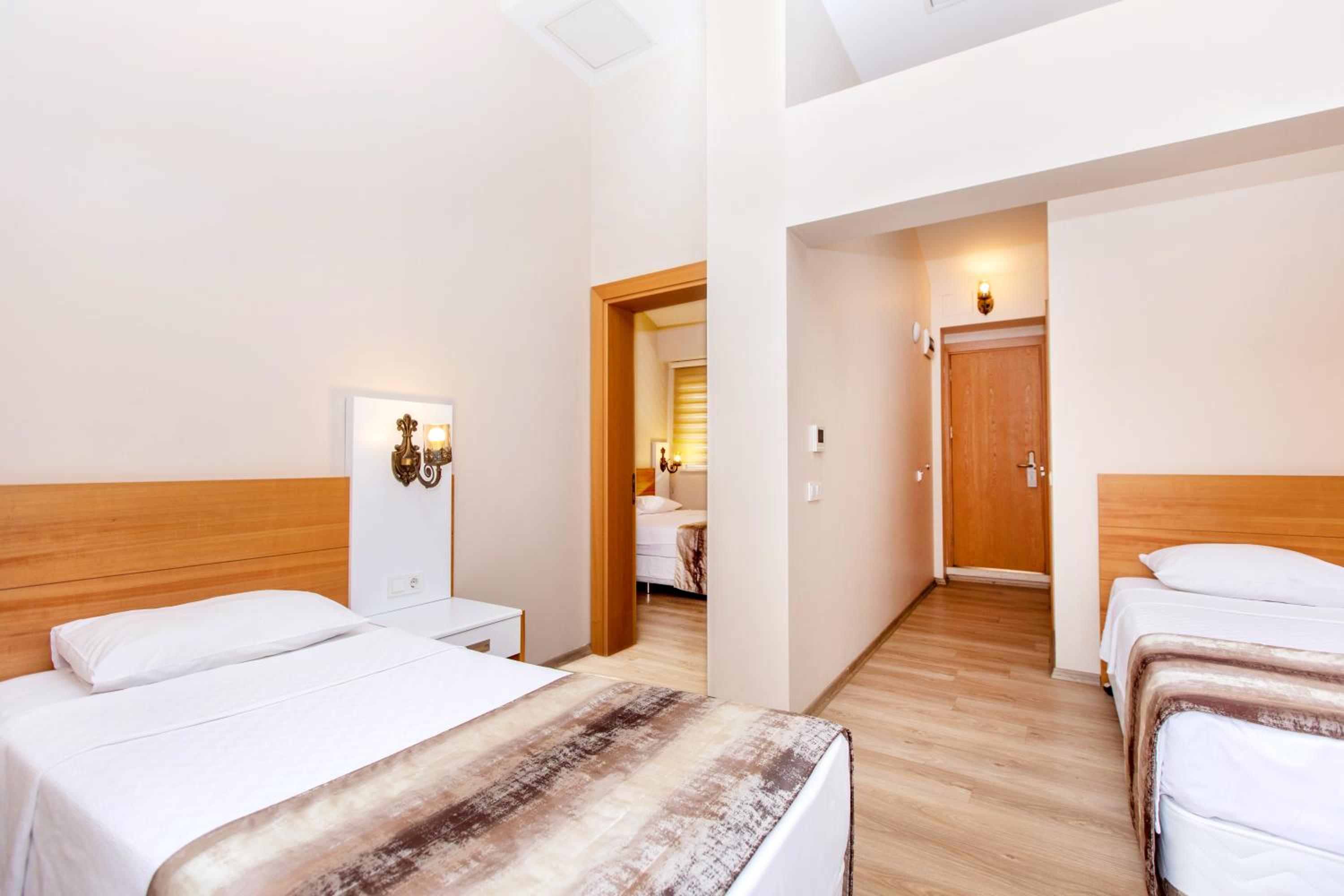 Baron Otel - Image 128