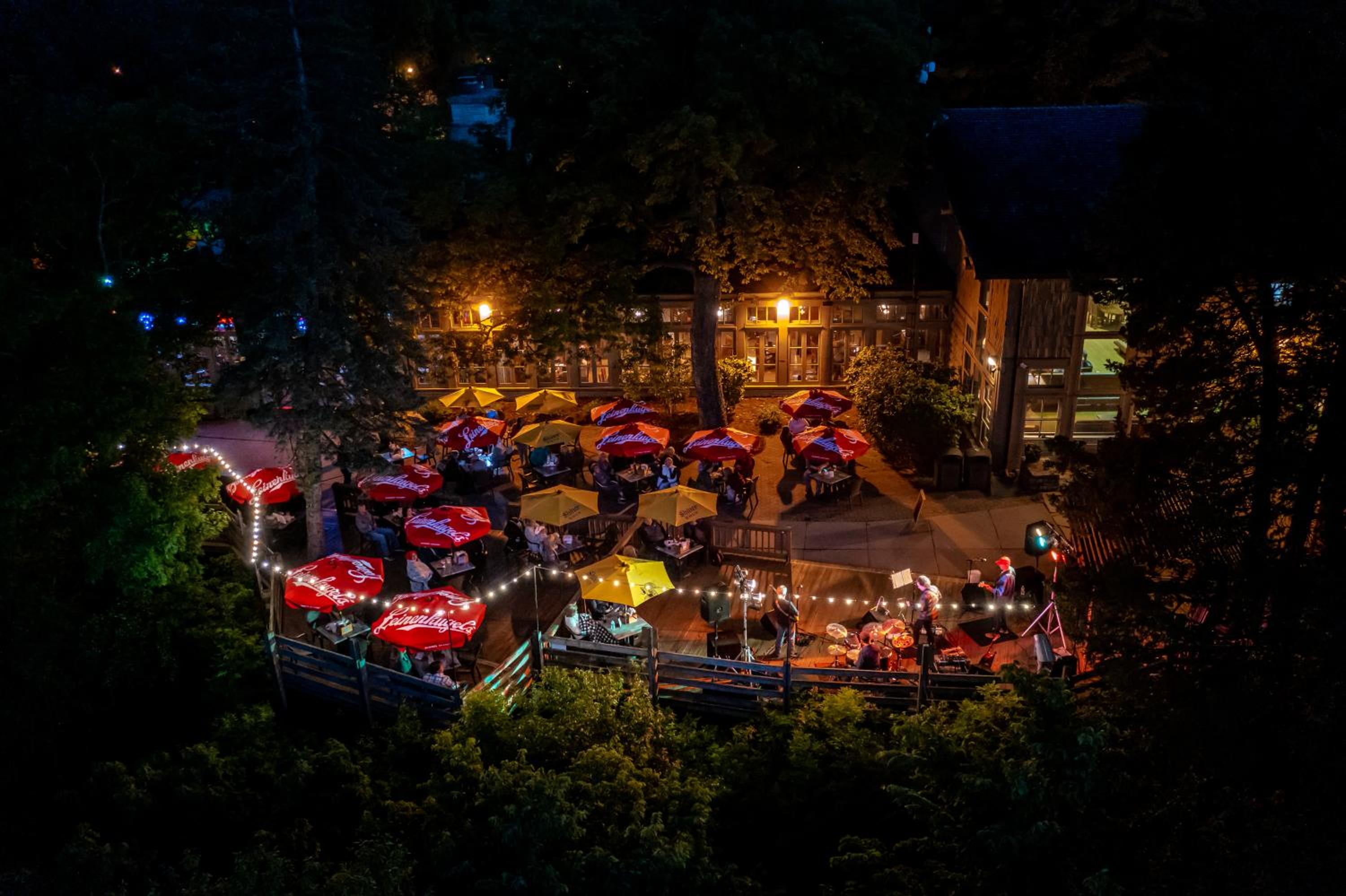 Starved Rock Lodge view 3