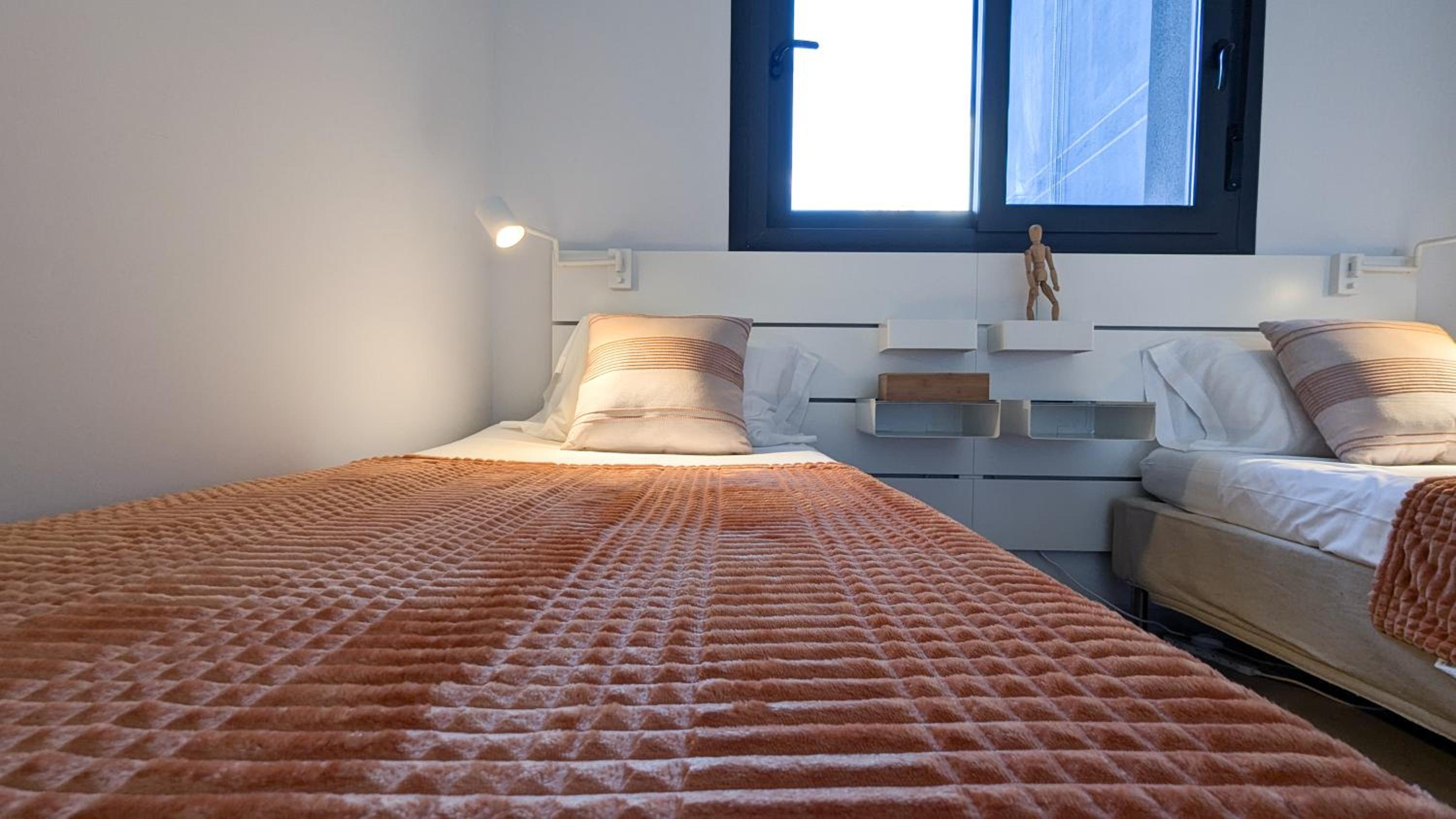 SUNSET WAVES sweet apartment