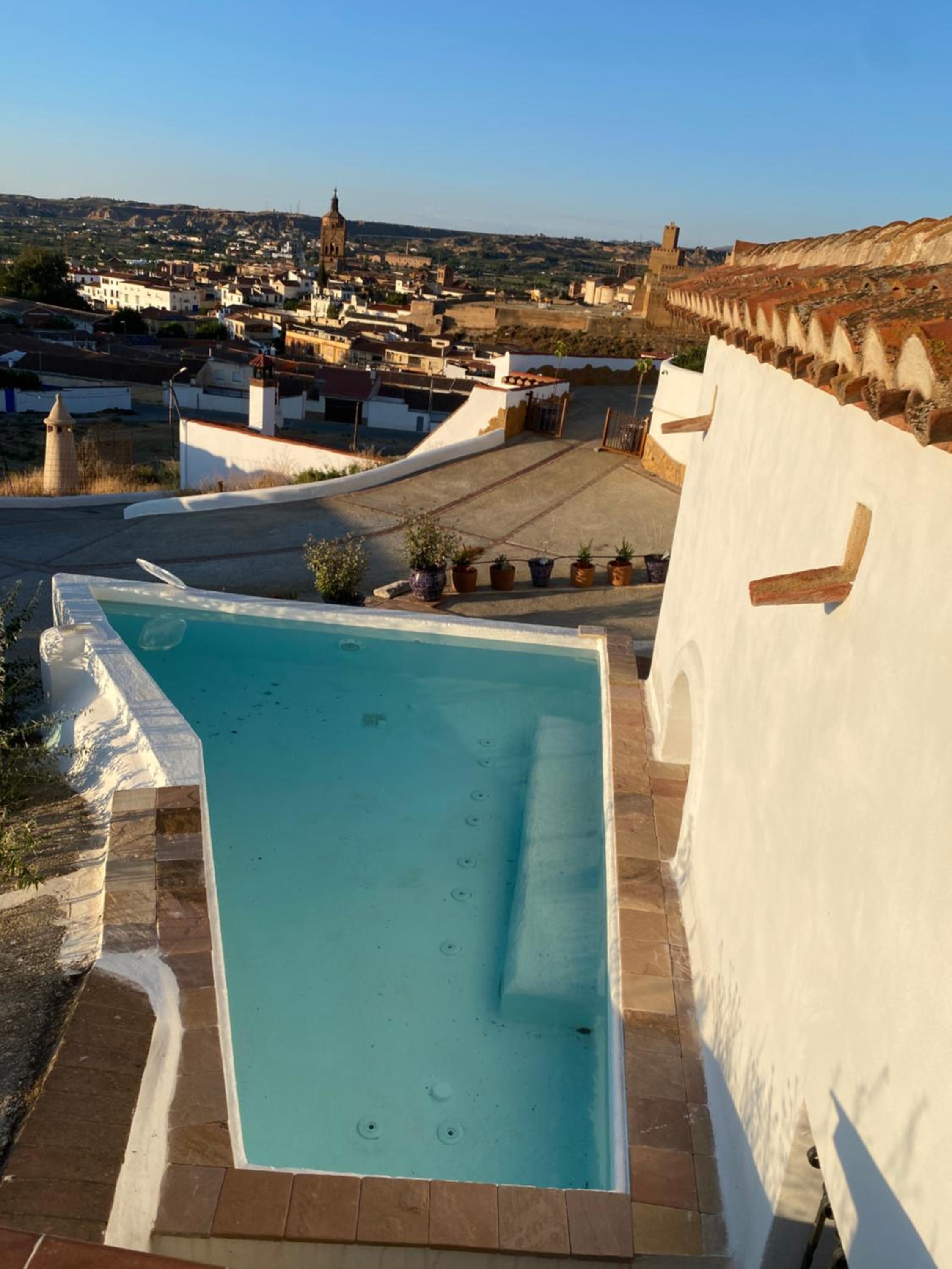 Cuevas Oro y Arcilla