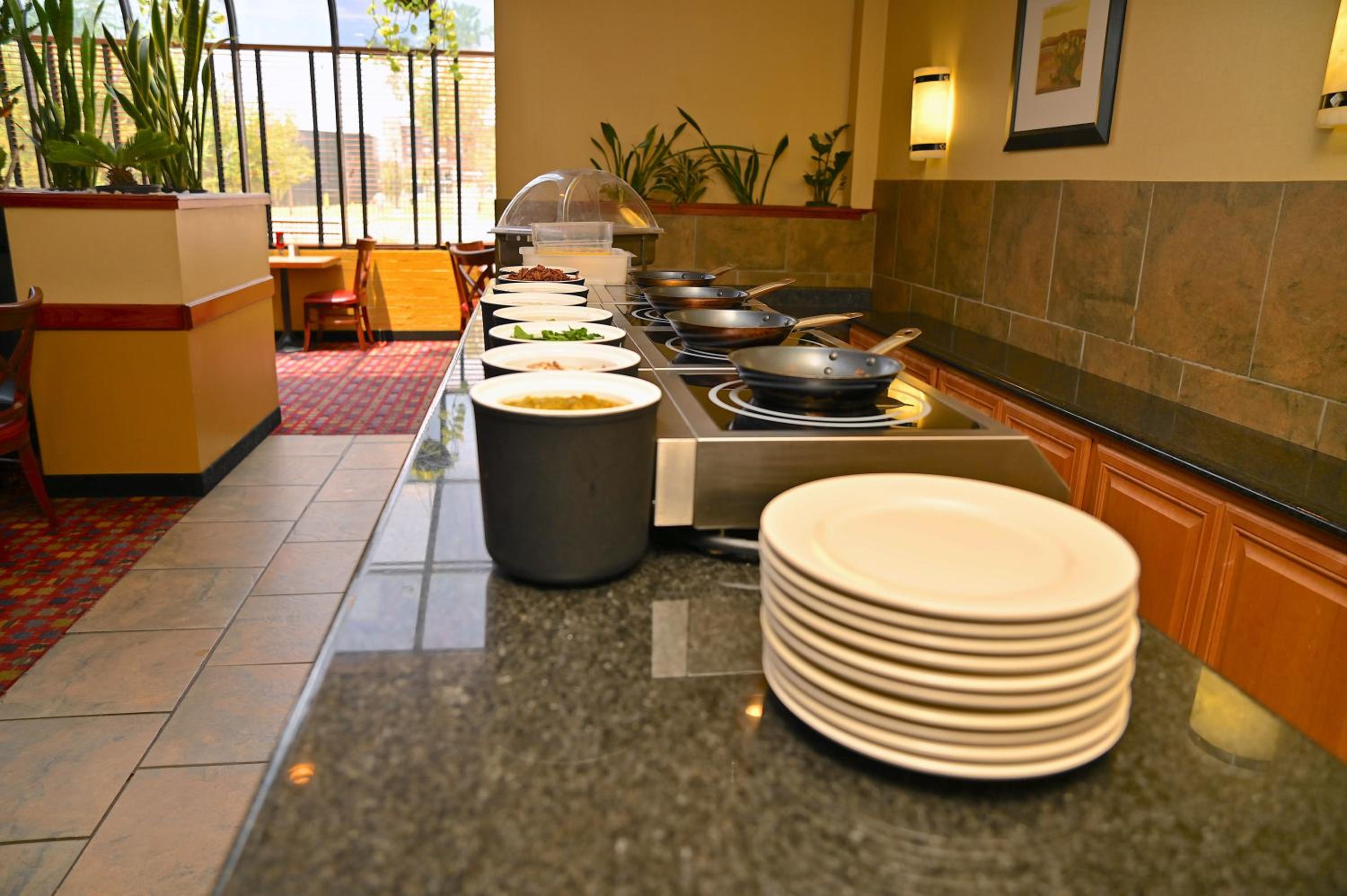 MCM Elegante Hotel & Suites Lubbock view 5